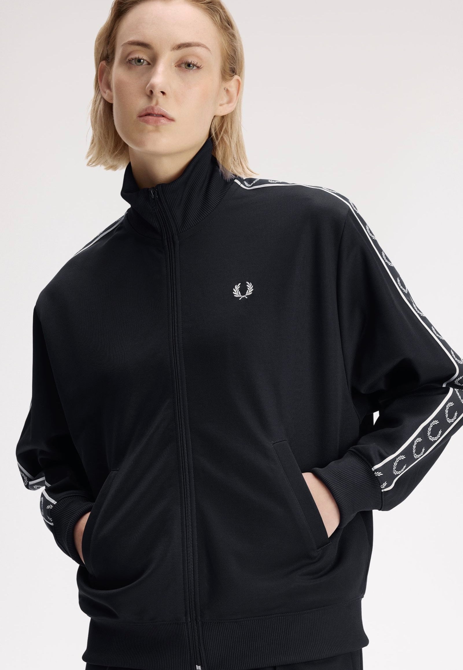 Fred Perry - Taped Track Navy - Track Jacket | Women-Image