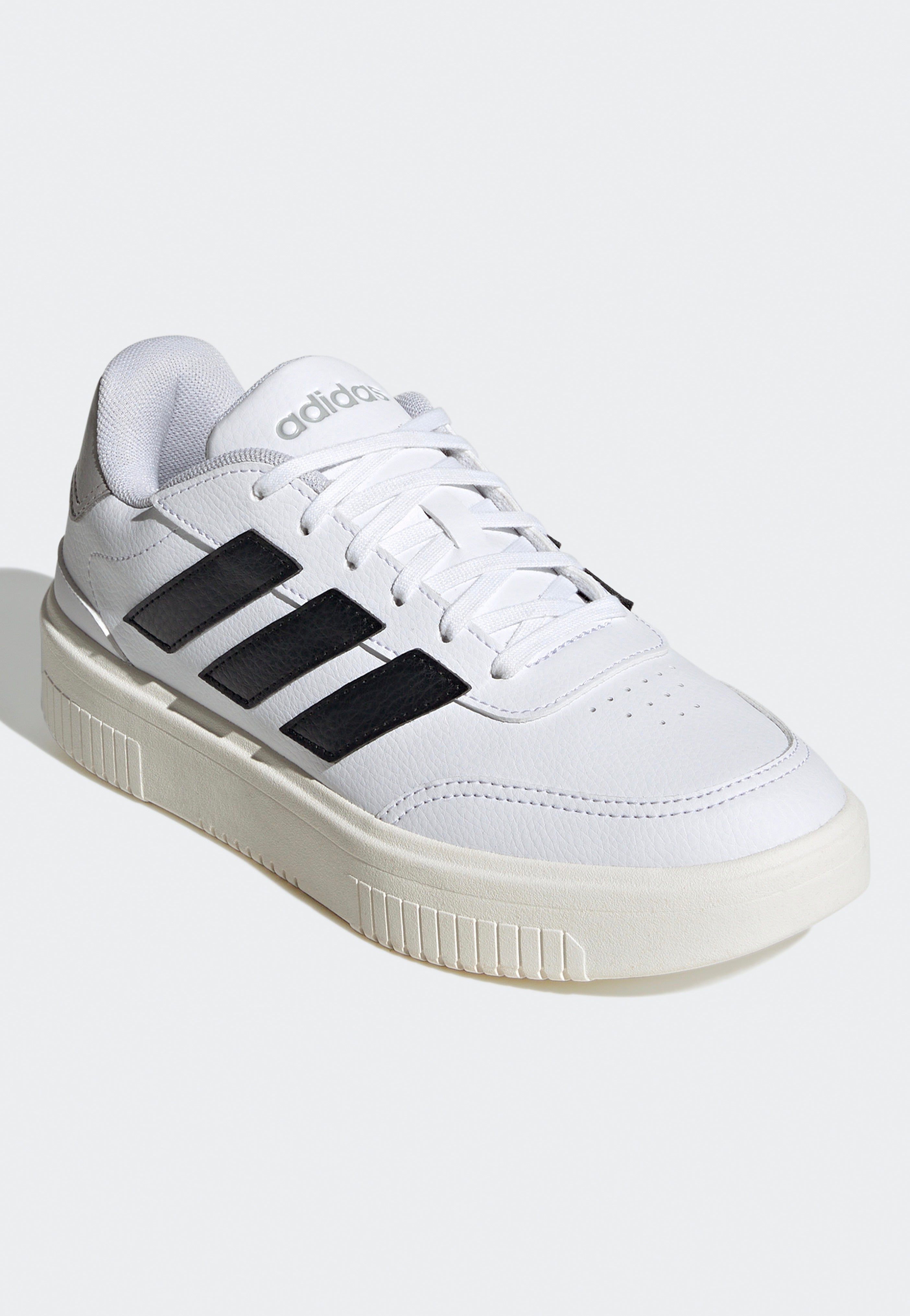Adidas - Courtblock Bold Ftwwht/Cblack/Gretwo - Girl Shoes | Women-Image