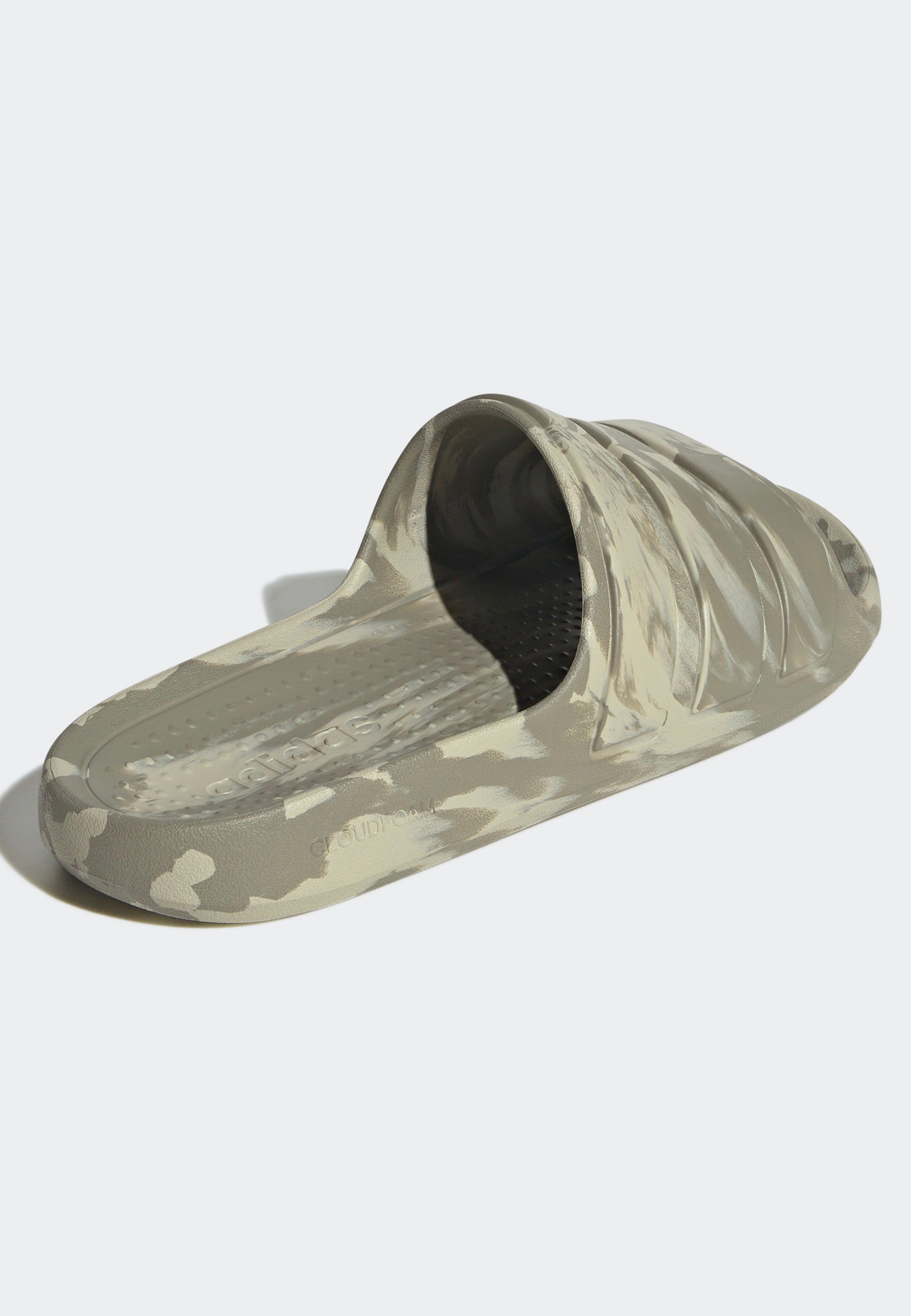 Adidas - Adilette Flow Putbei/Putgre/Putgre - Slides | Neutral-Image