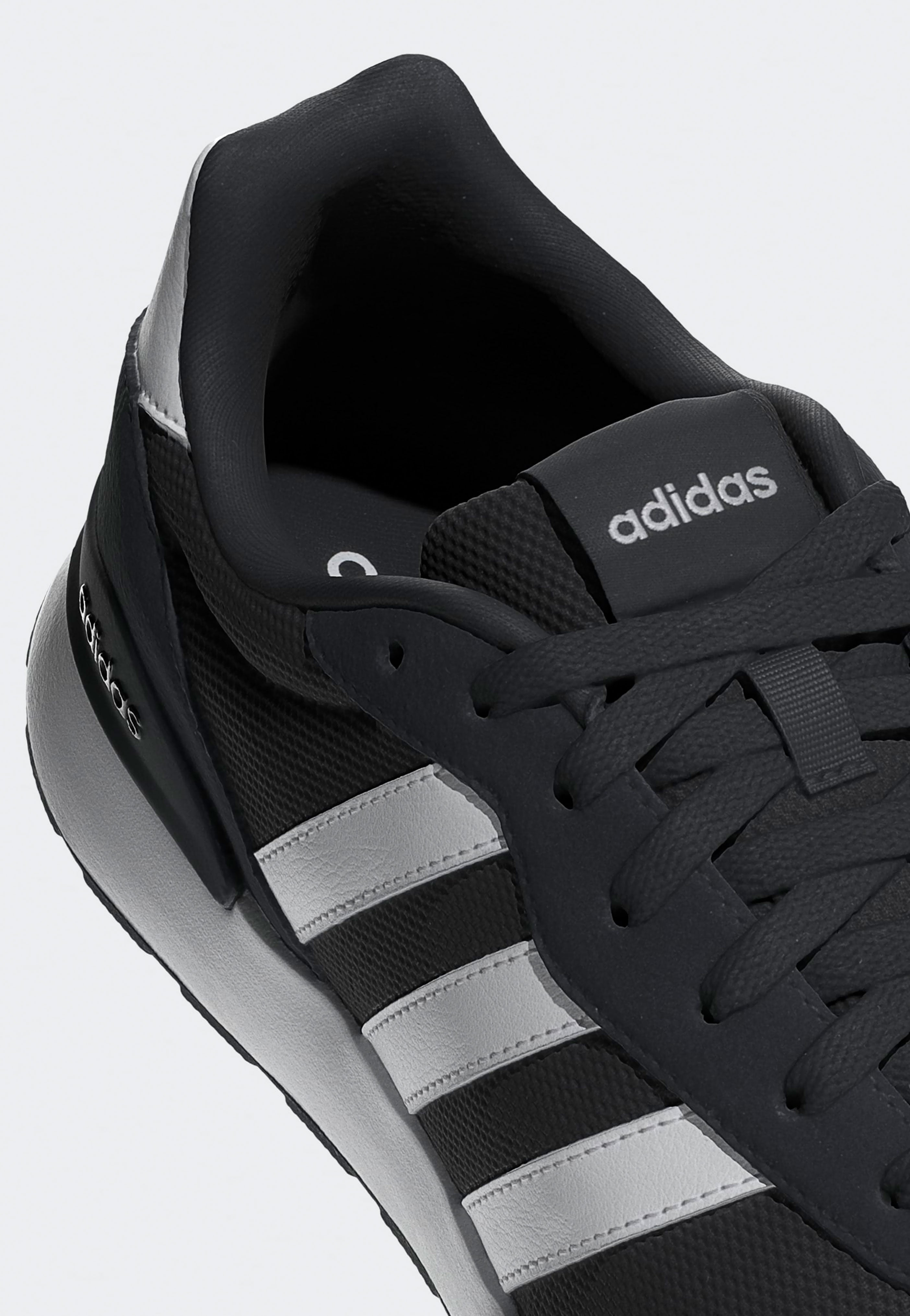 Adidas - Run 60S 4.0 Cblack/Ftwwht/Cblack - Shoes | Men-Image