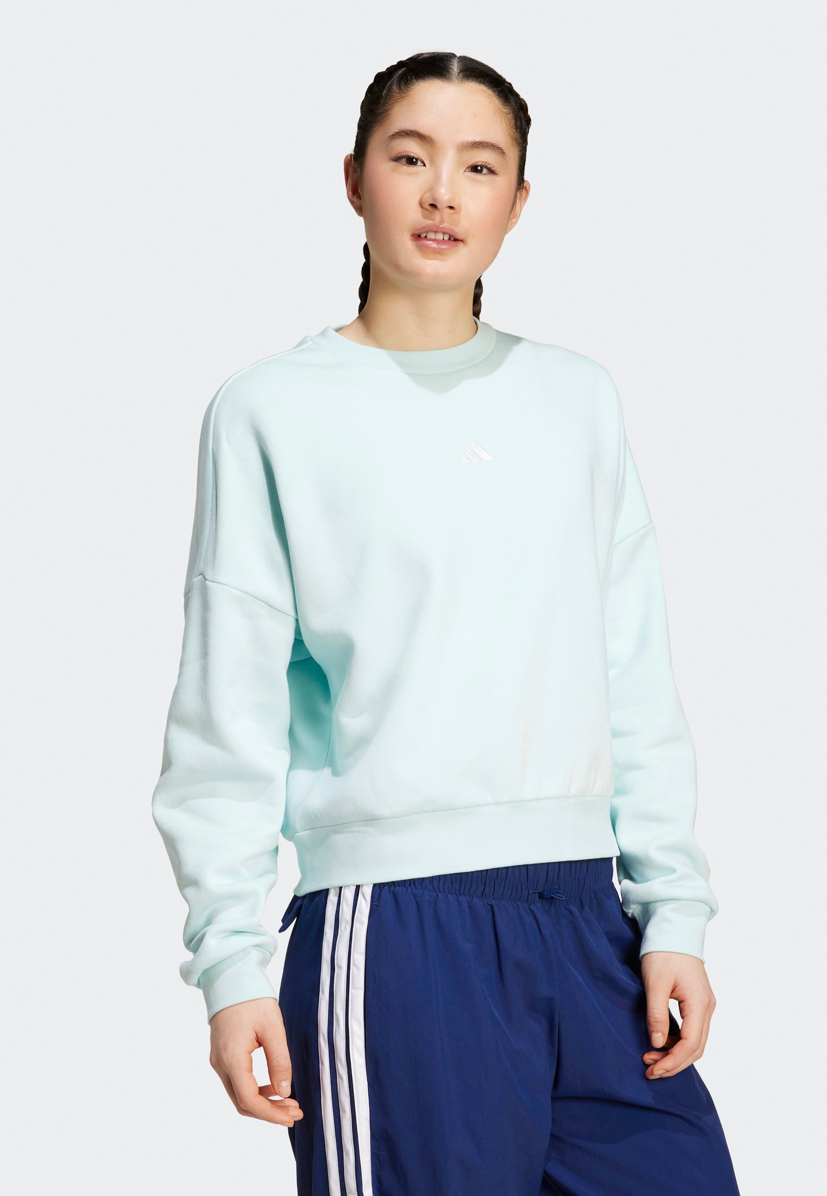 Adidas - Essentials Small Logo Feelcozy Halmin/White - Sweater | Women-Image