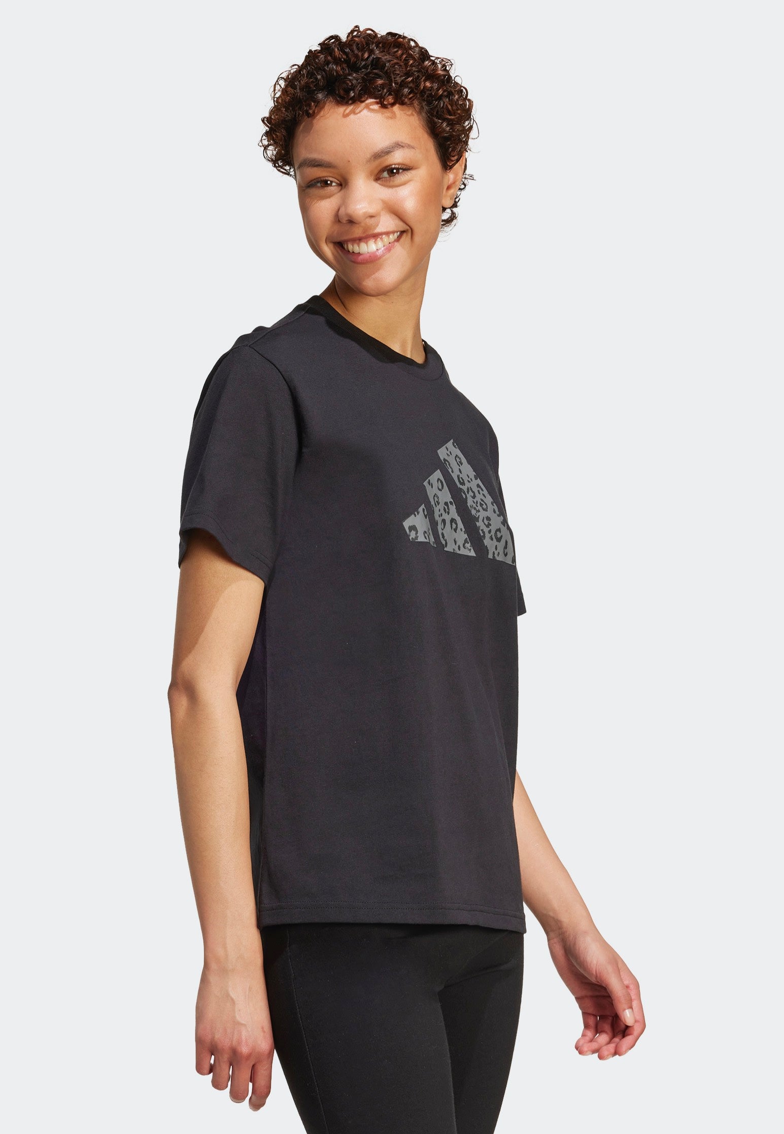 Adidas - Animal Graphic Black - T-Shirt | Women-Image