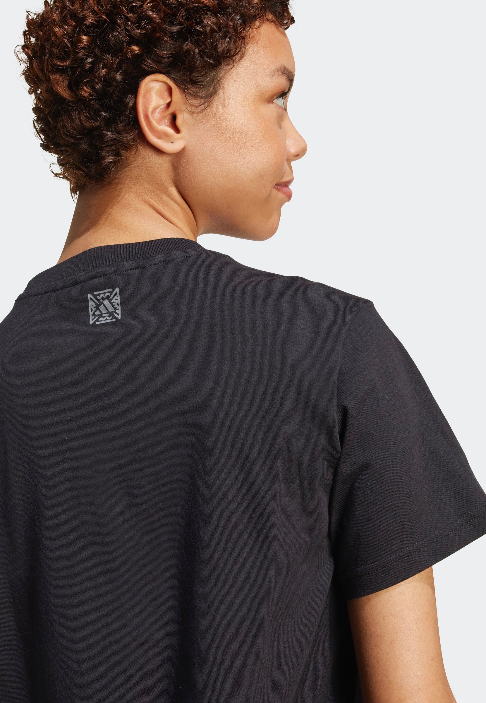 Adidas - Animal Graphic Black - T-Shirt | Women-Image