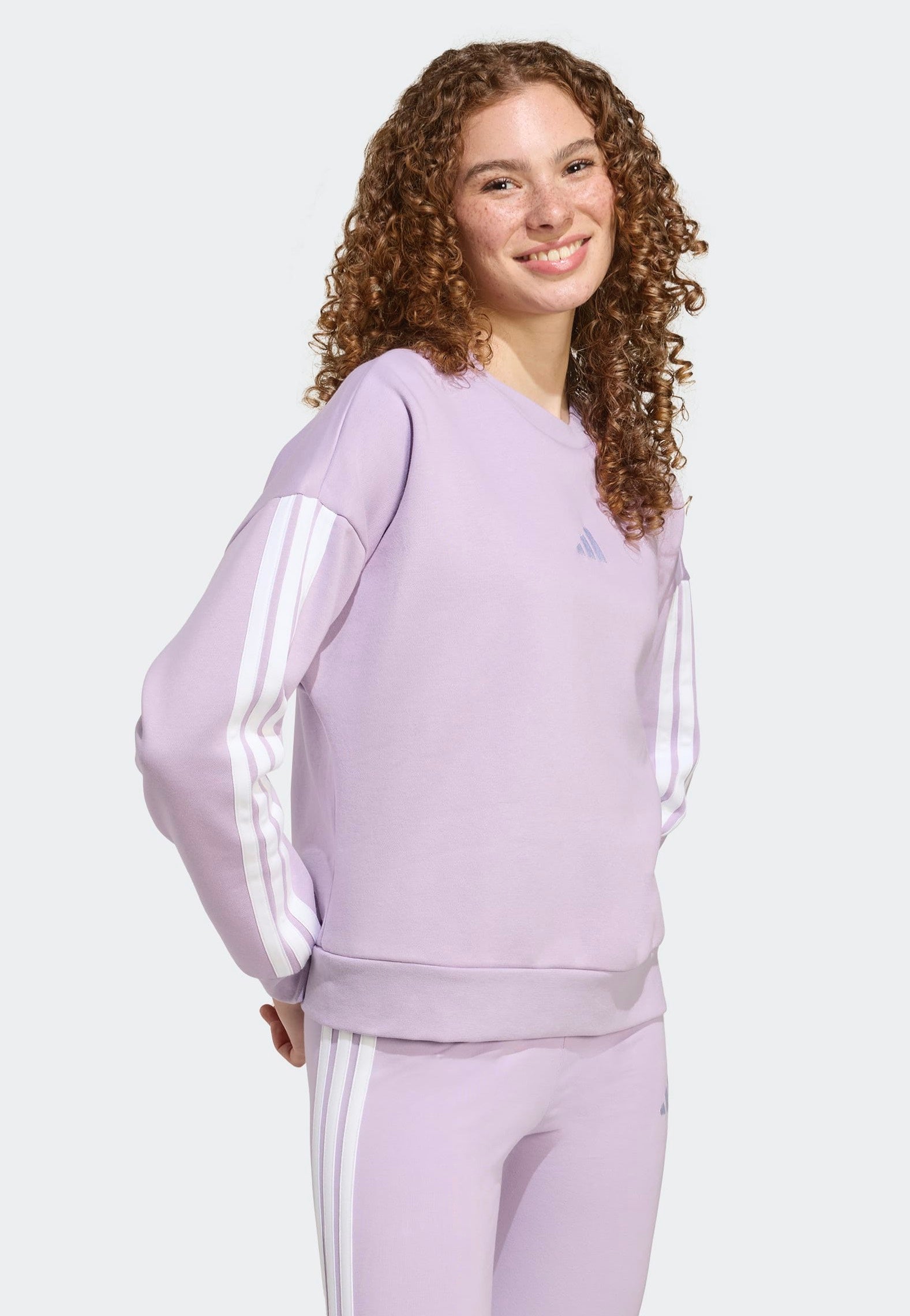 Adidas - Essentials 3-Stripes Fleece Powplu/White - Sweater | Women-Image