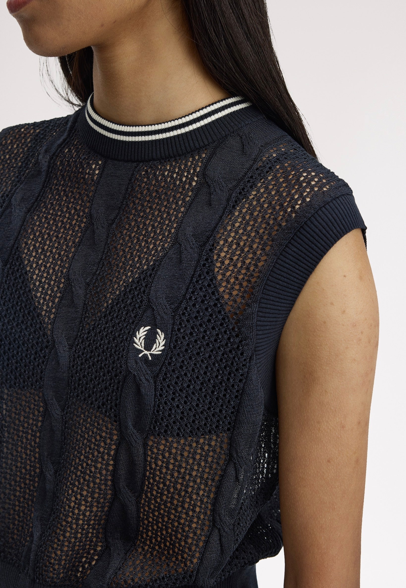 Fred Perry - Mesh Cable Knit Navy - Top | Women-Image