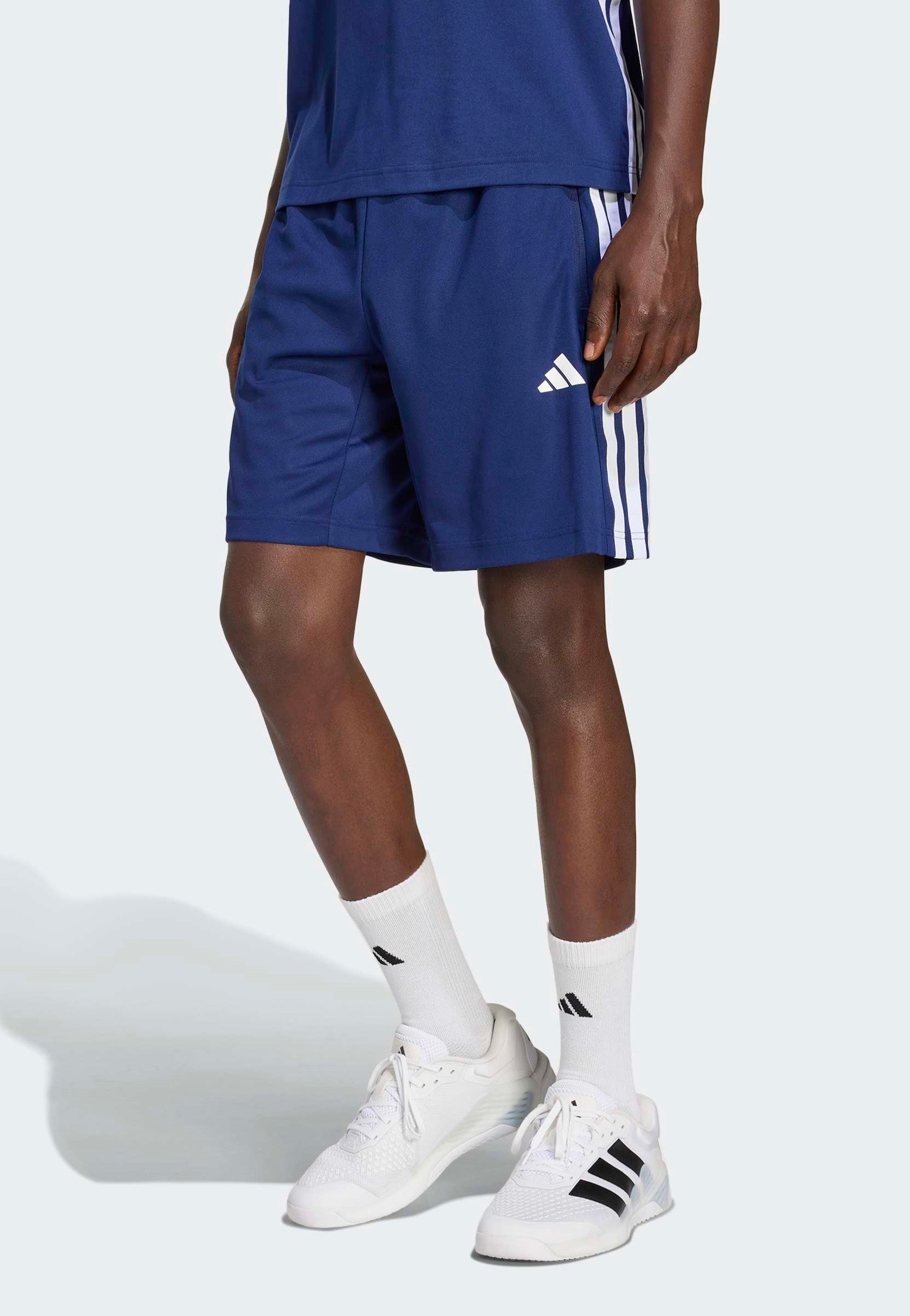 Adidas - WE Bas 3SPQ S9I Dkblue/White - Shorts | Men-Image