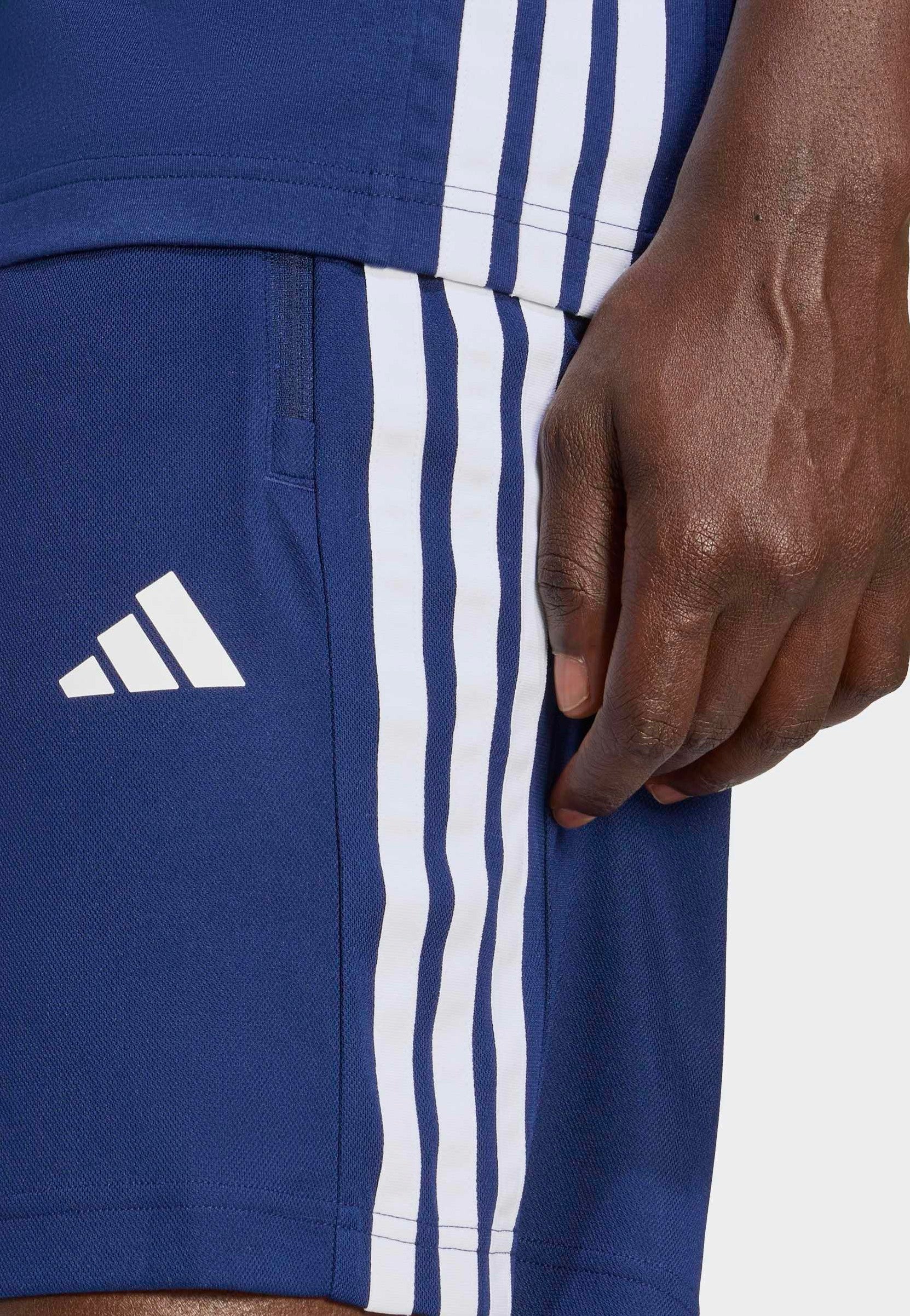 Adidas - WE Bas 3SPQ S9I Dkblue/White - Shorts | Men-Image
