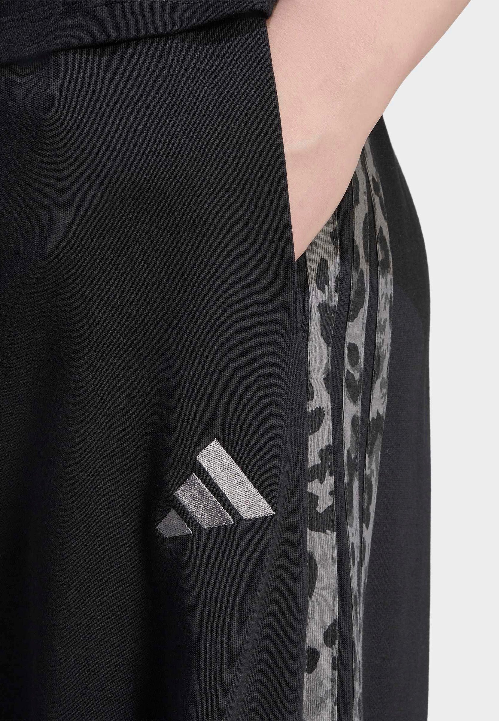 Adidas - Seasonal Essentials Animal Print 3-Stripes Black/Multicolor/Grey Four - Sweat Pants | Women-Image