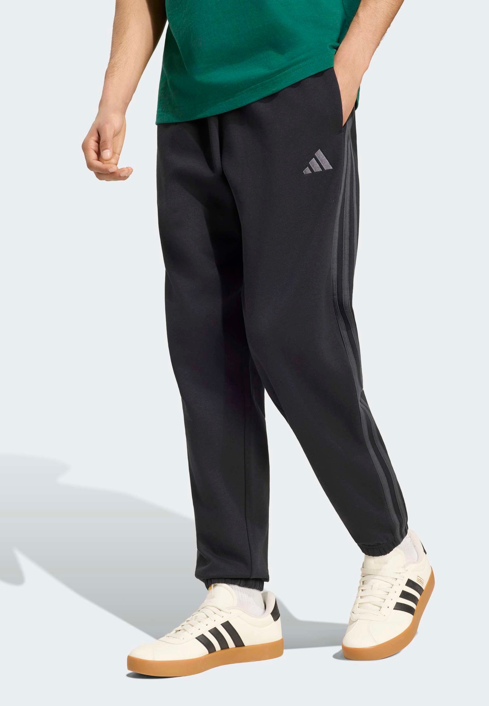 Adidas - Essentials 3-Stripes Fleece Tapered Cuffed Black/Carbon - Sweat Pants | Men-Image