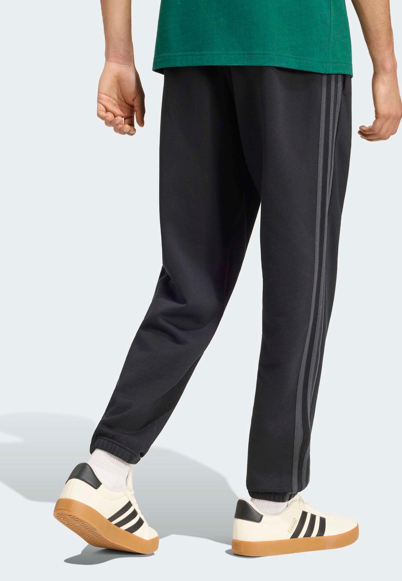 Adidas - Essentials 3-Stripes Fleece Tapered Cuffed Black/Carbon - Sweat Pants | Men-Image