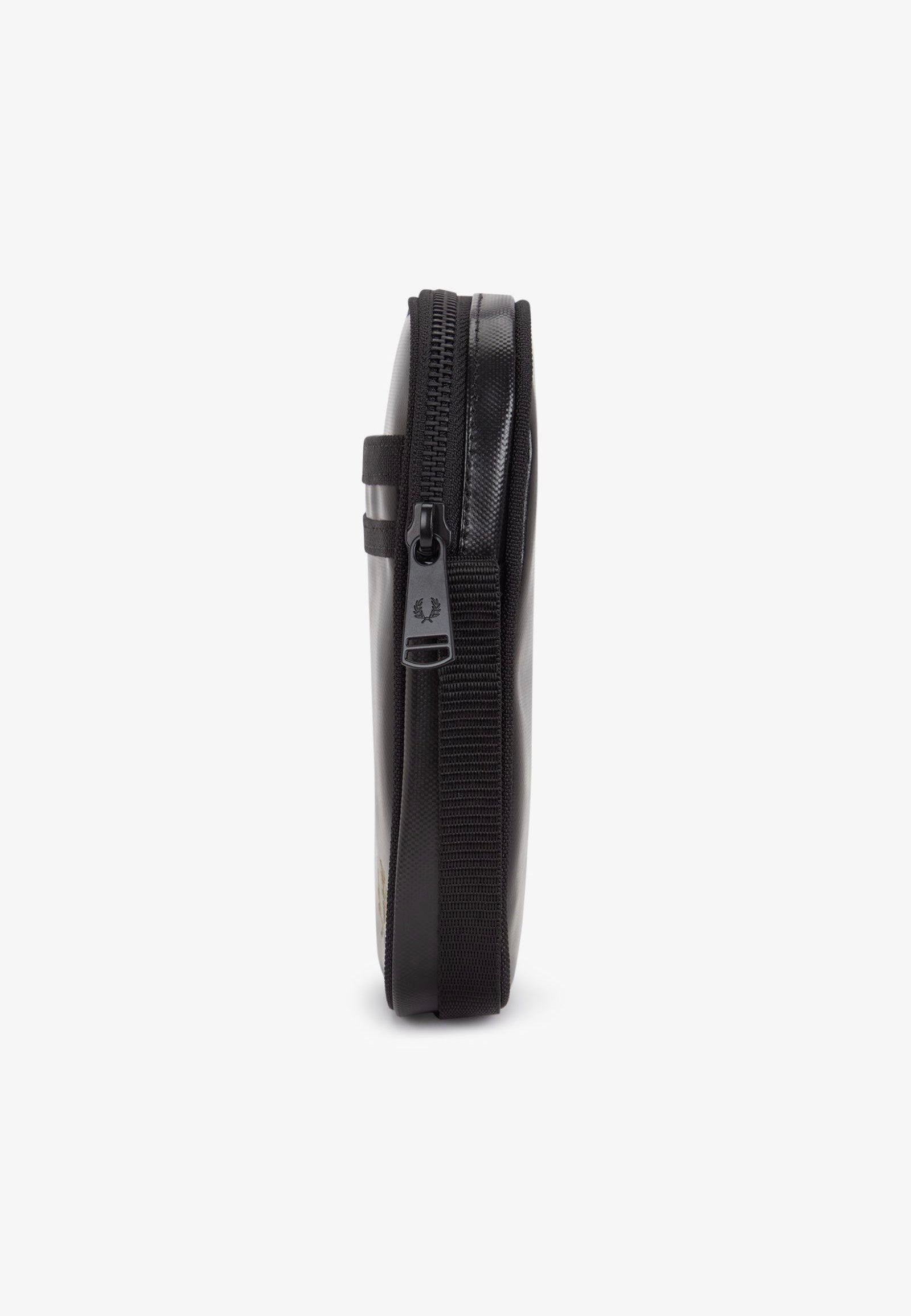 Fred Perry - Tonal Classic Small Side Black/Gold - Crossbody Bag | Neutral-Image