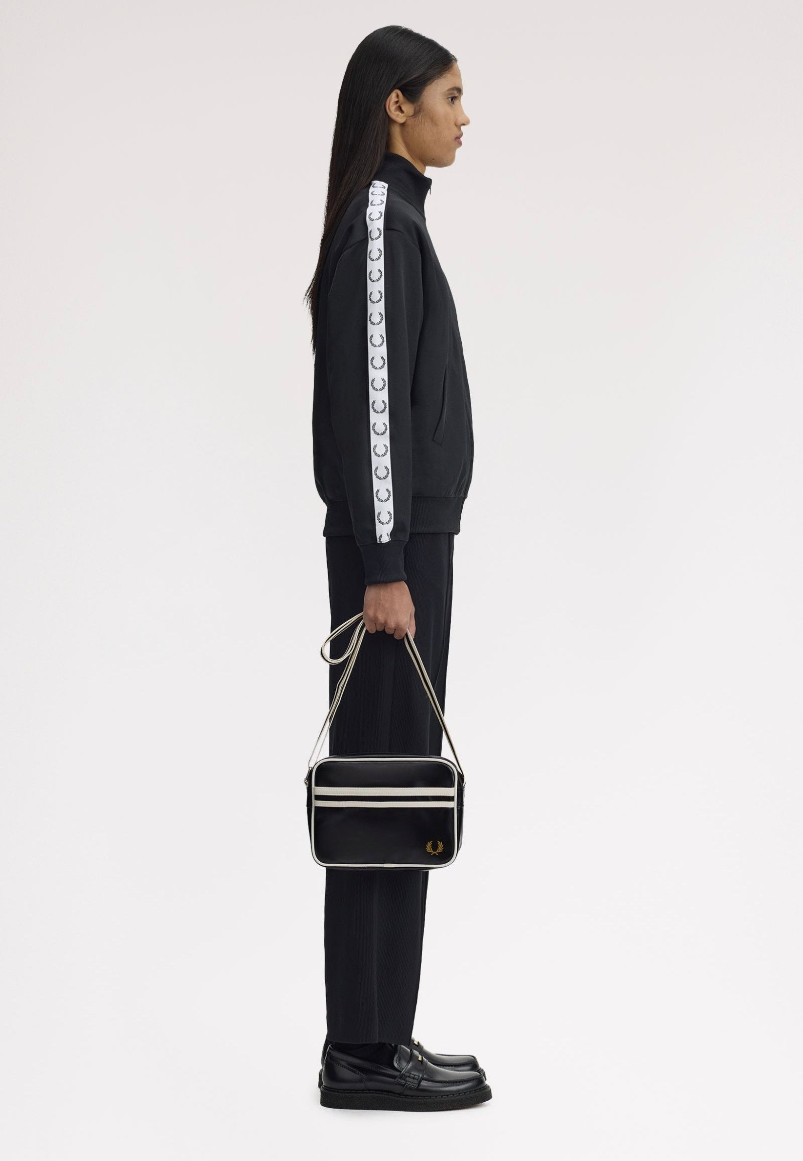 Fred Perry - Classic Mini Black/Ecru - Shoulder Bag | Neutral-Image
