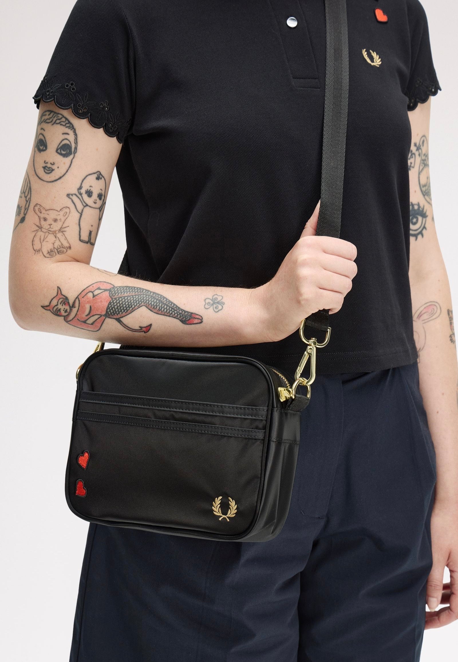 Fred Perry x Amy Winehouse - Amy Mini Shoulder Black - Bag | Neutral-Image