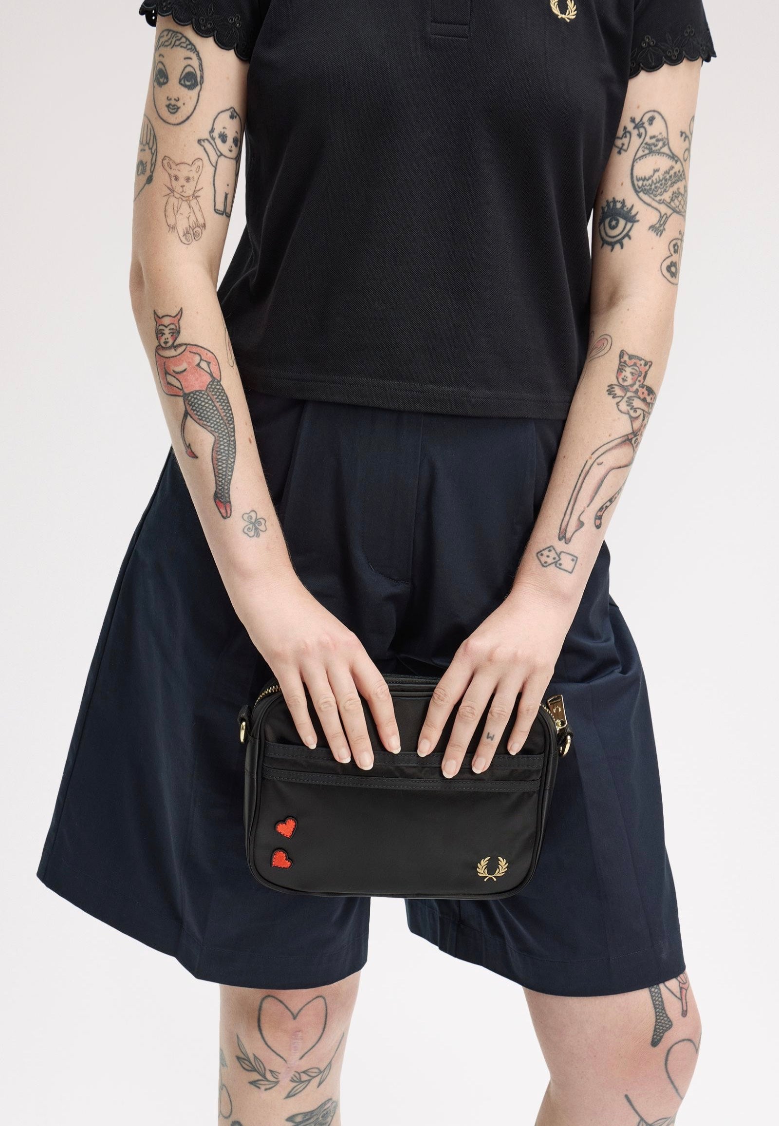Fred Perry x Amy Winehouse - Amy Mini Shoulder Black - Bag | Neutral-Image