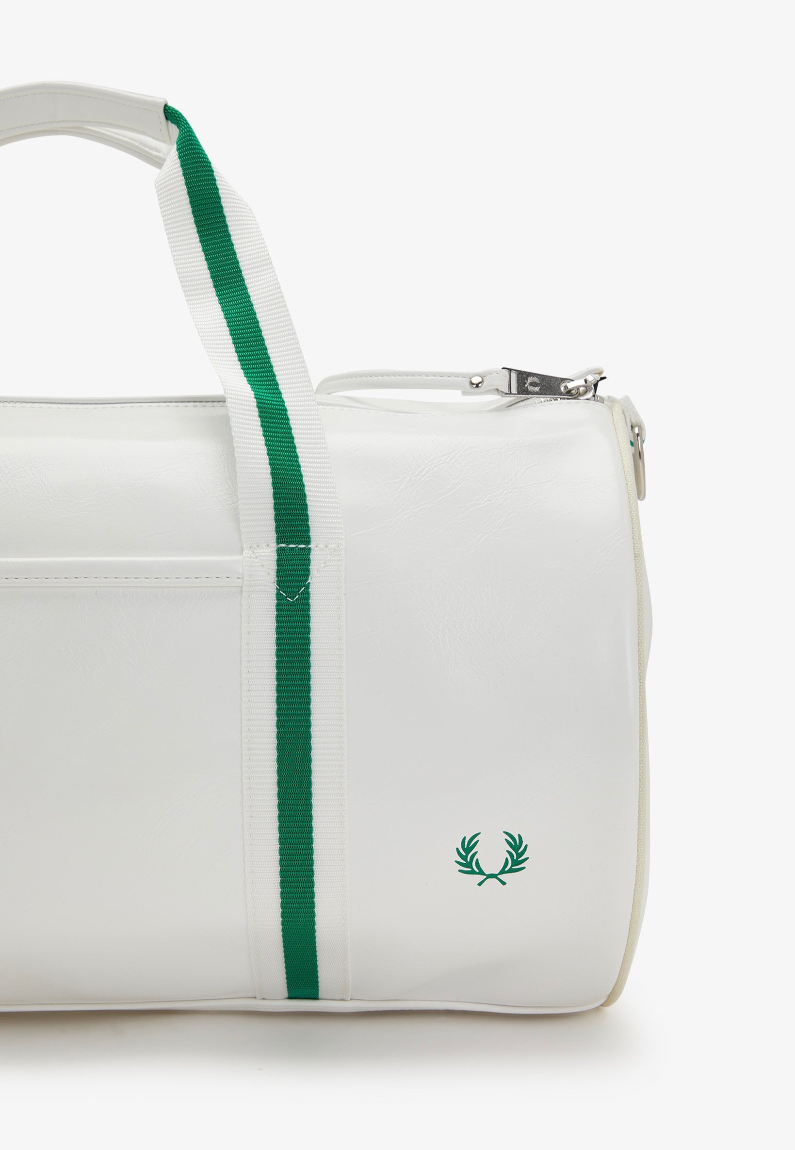 Fred Perry - Classic Barrel Snow White/Fred Perry Green - Bag | Neutral-Image