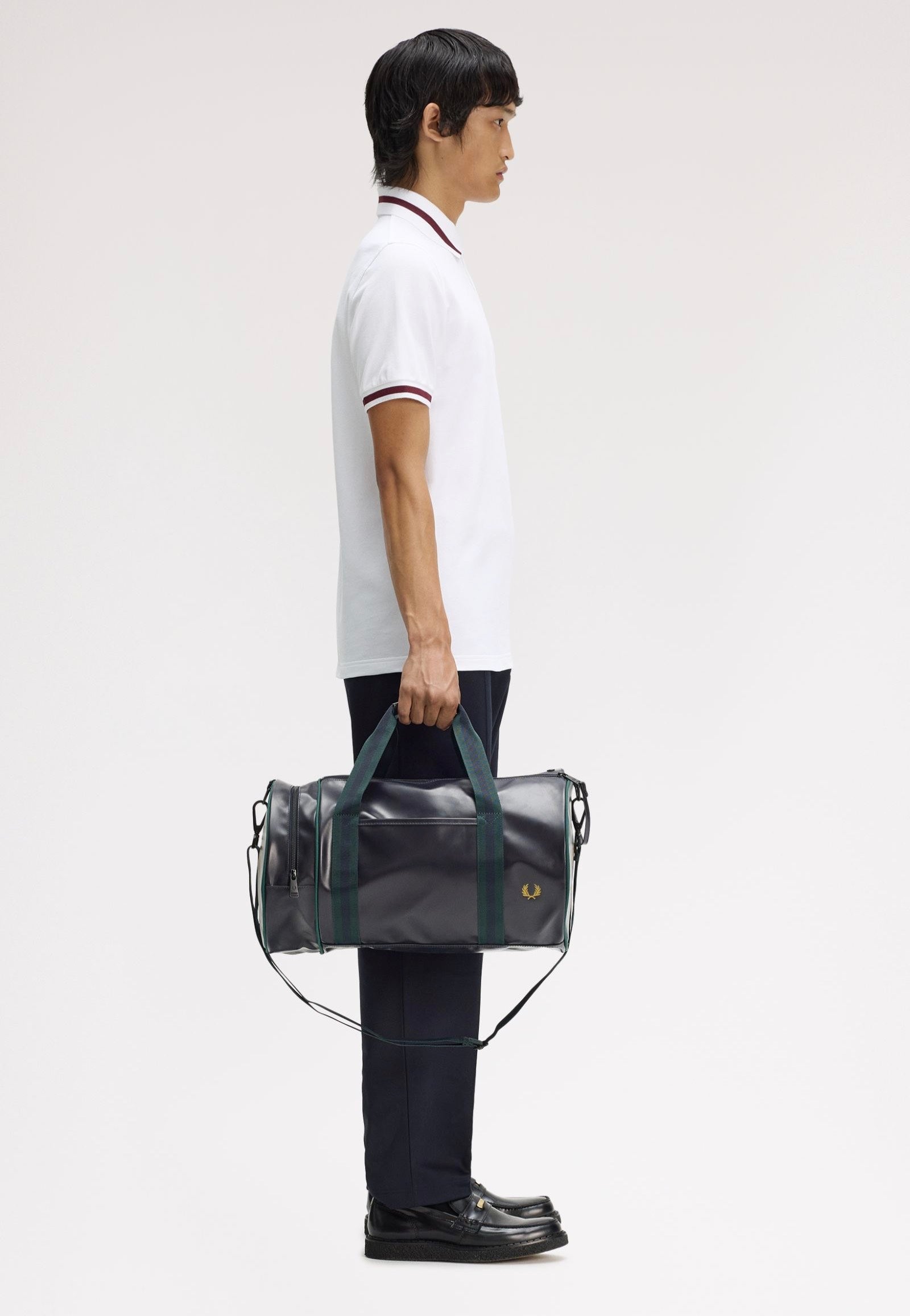 Fred Perry - Classic Barrel Navy/Grassroots - Dufflebag | Neutral-Image