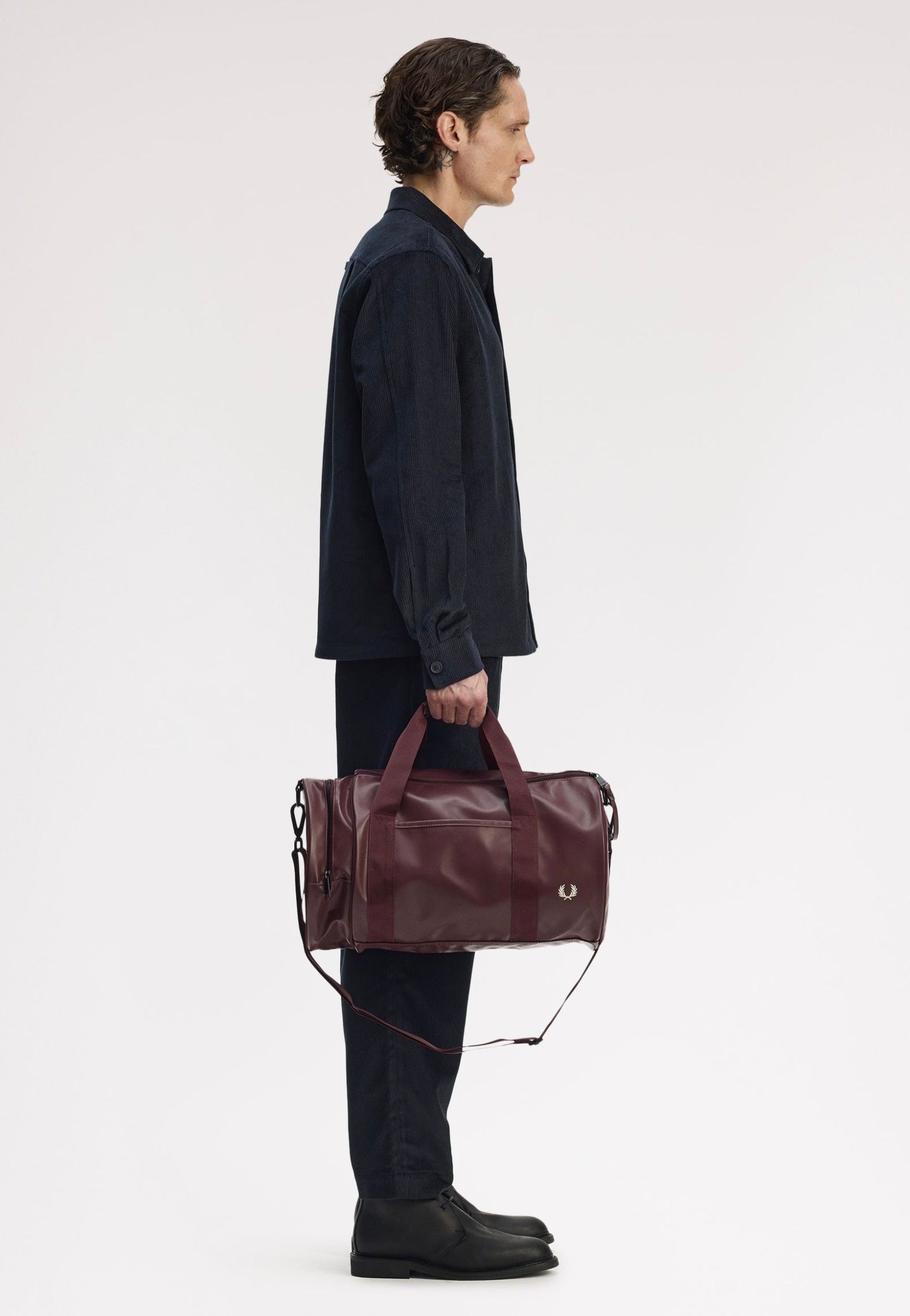 Fred Perry - Tonal Classic Barrel Oxblood - Dufflebag | Neutral-Image