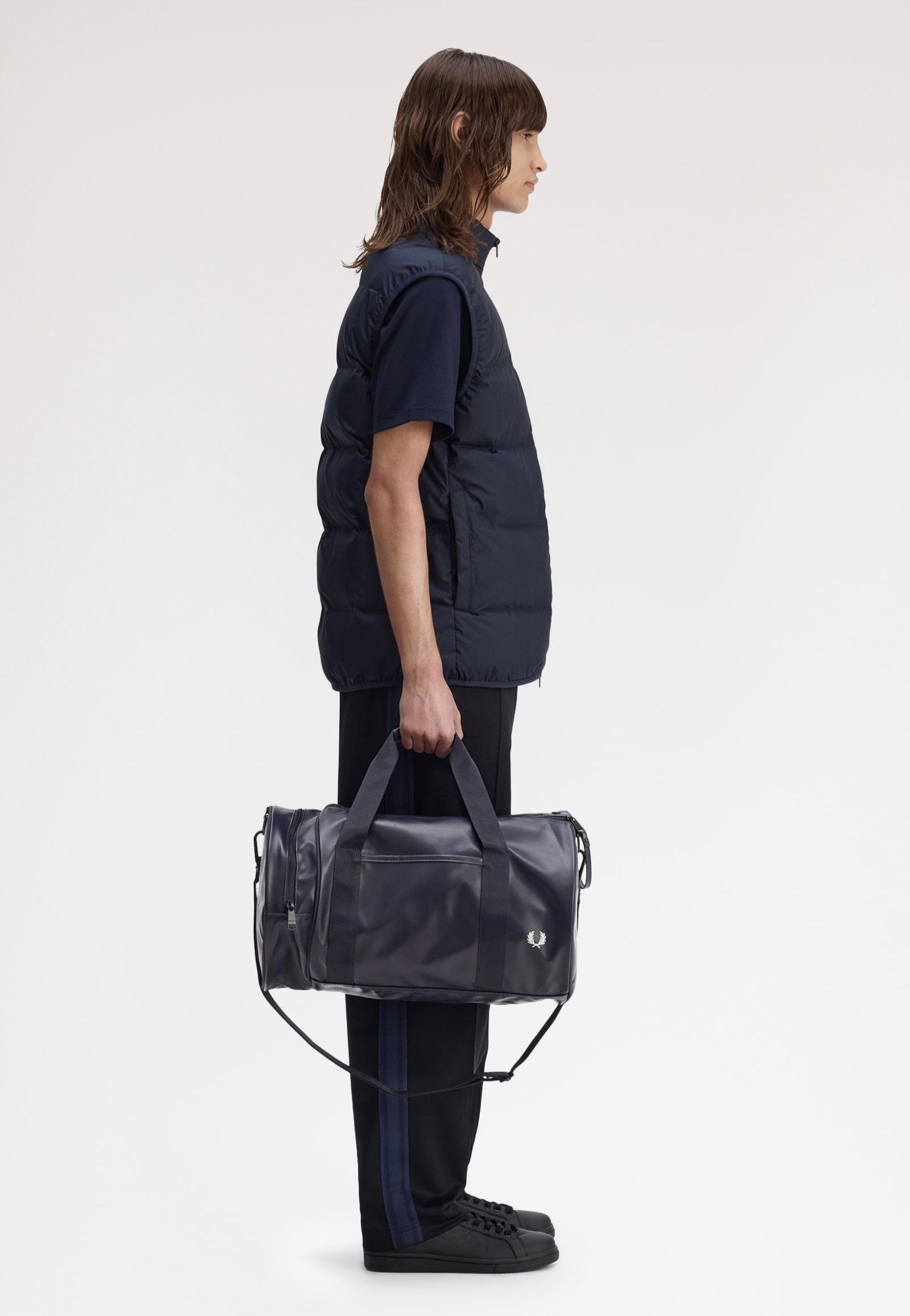 Fred Perry - Tonal Classic Barrel Navy - Dufflebag | Neutral-Image