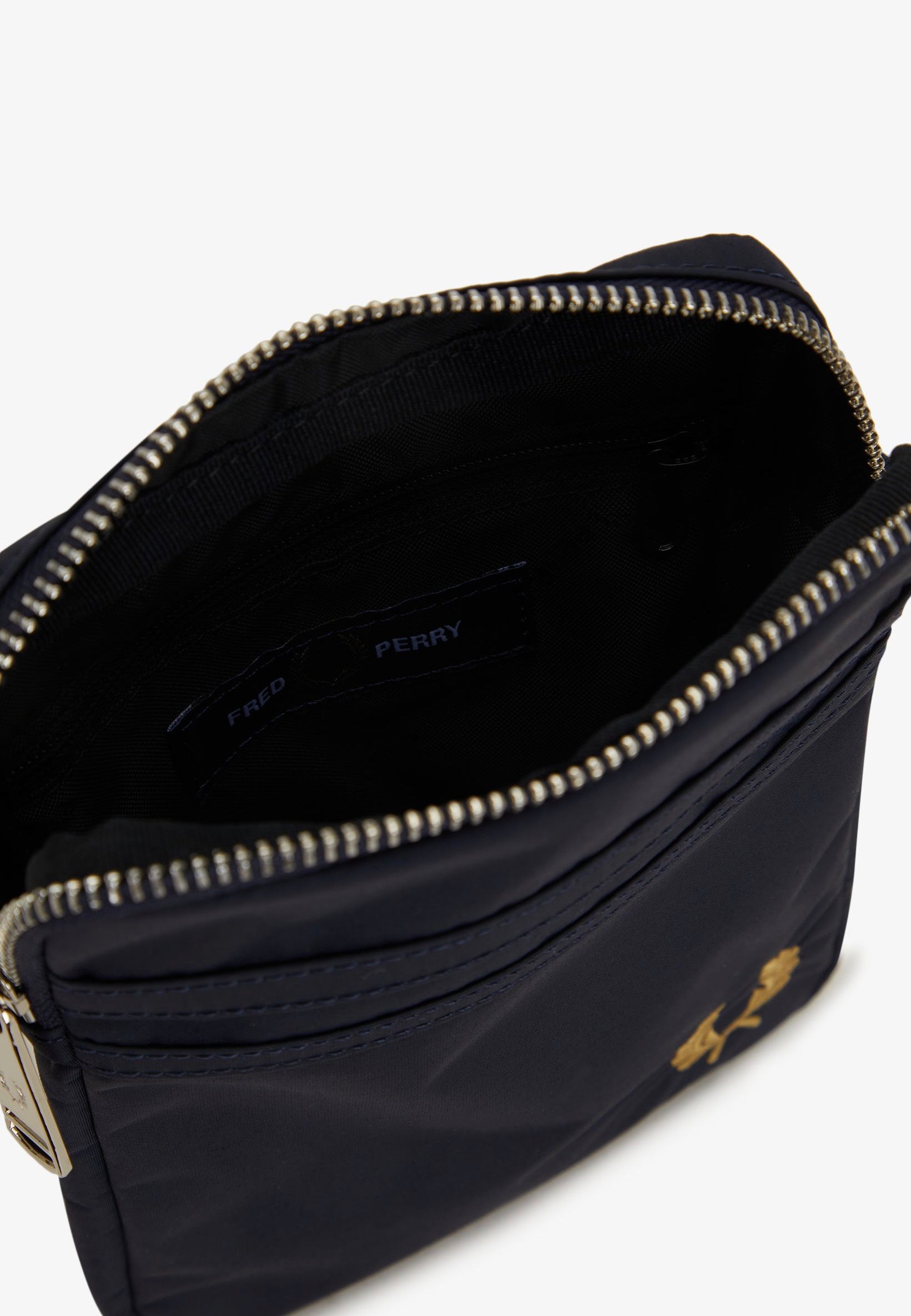 Fred Perry - Brentham Nylon Side Navy - Travel Bag | Neutral-Image