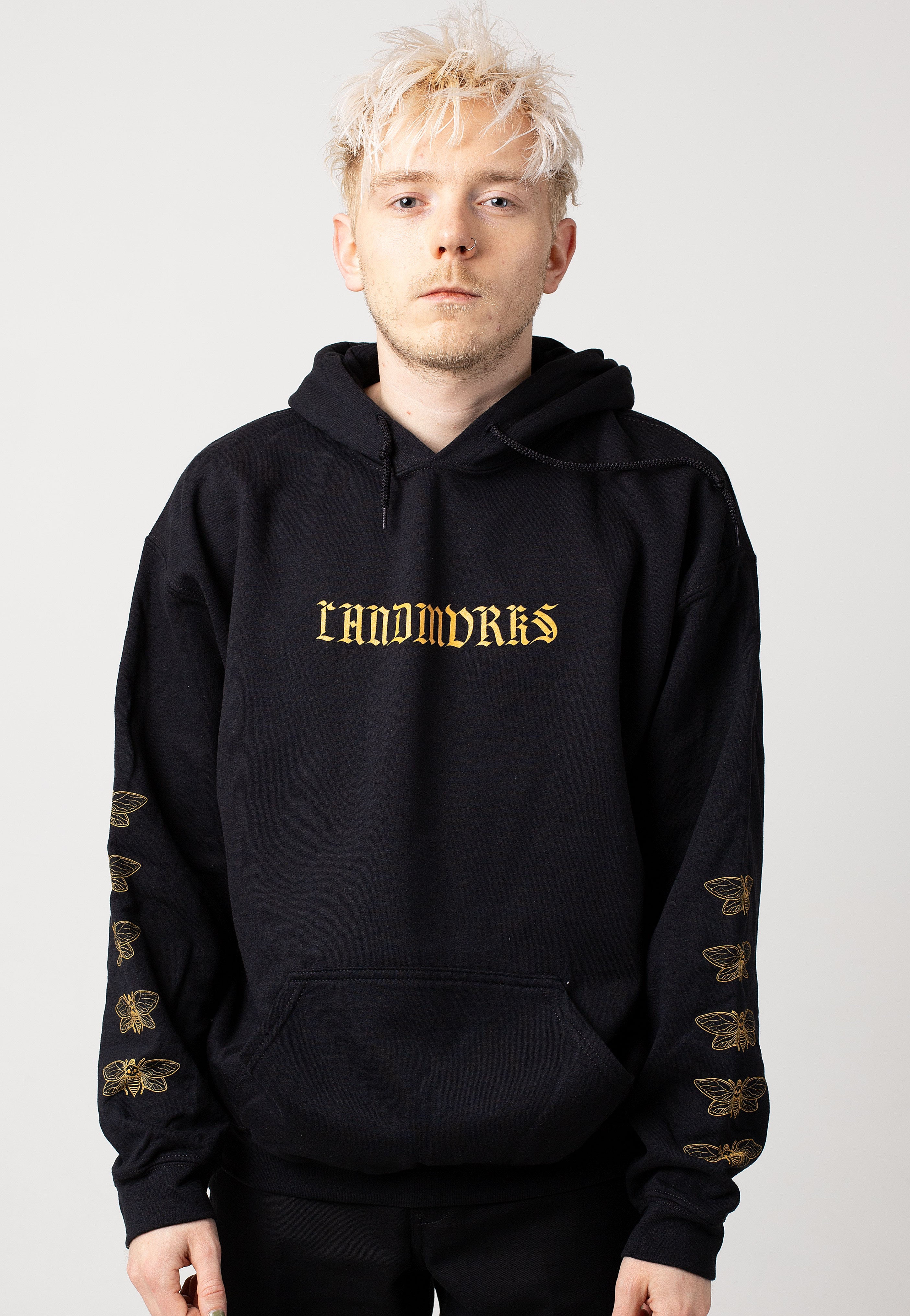 Landmvrks - Old Font Cicada II - Hoodie | Men-Image