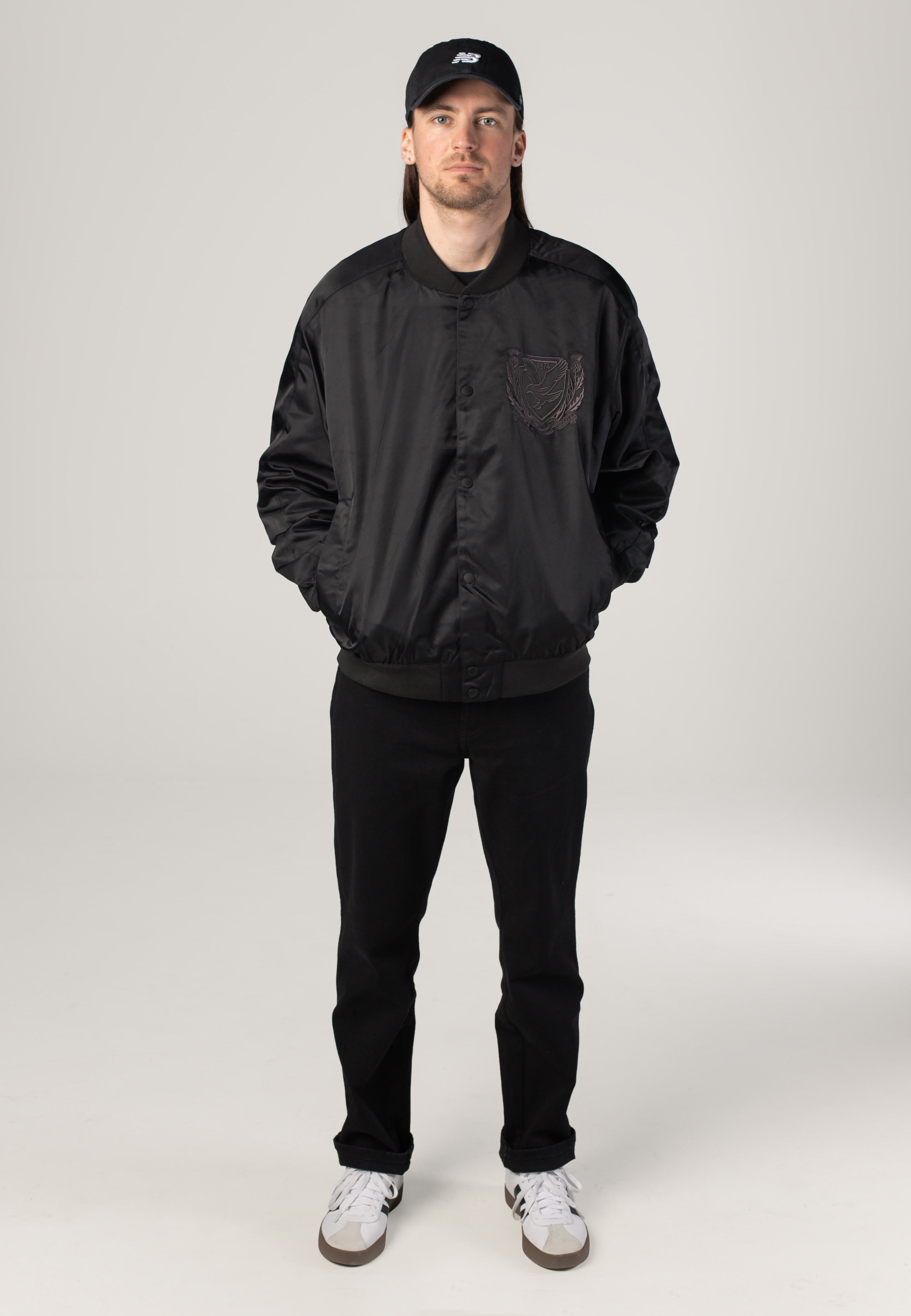 Lyle & Scott - Crest Varsity Jet Black - Jacket | Men-Image