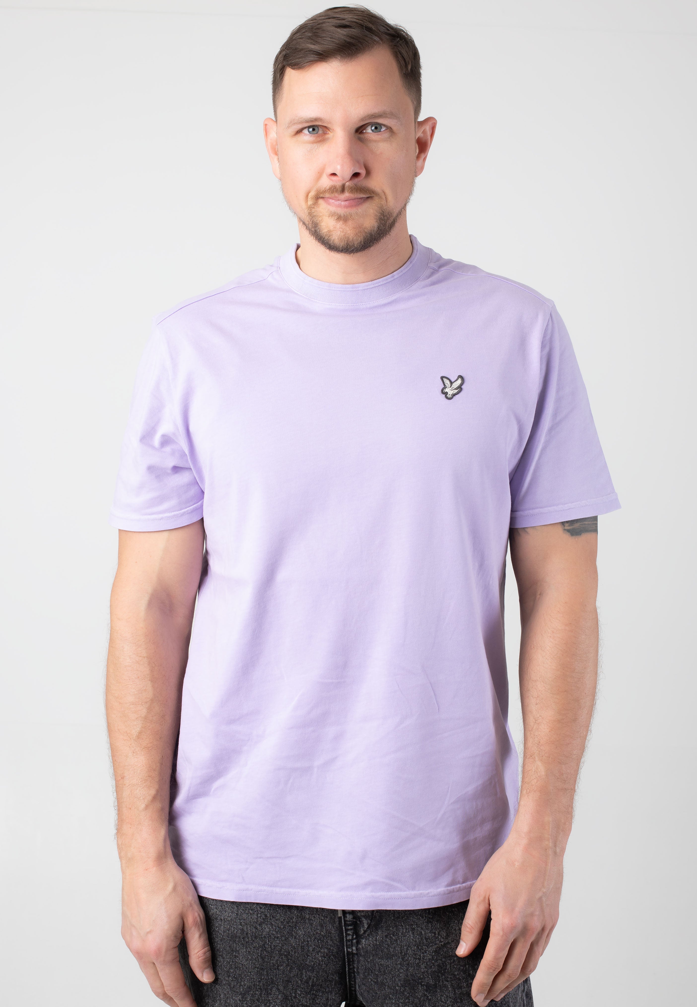 Lyle & Scott - Natural Dye Crewneck Lavender - T-Shirt | Men-Image