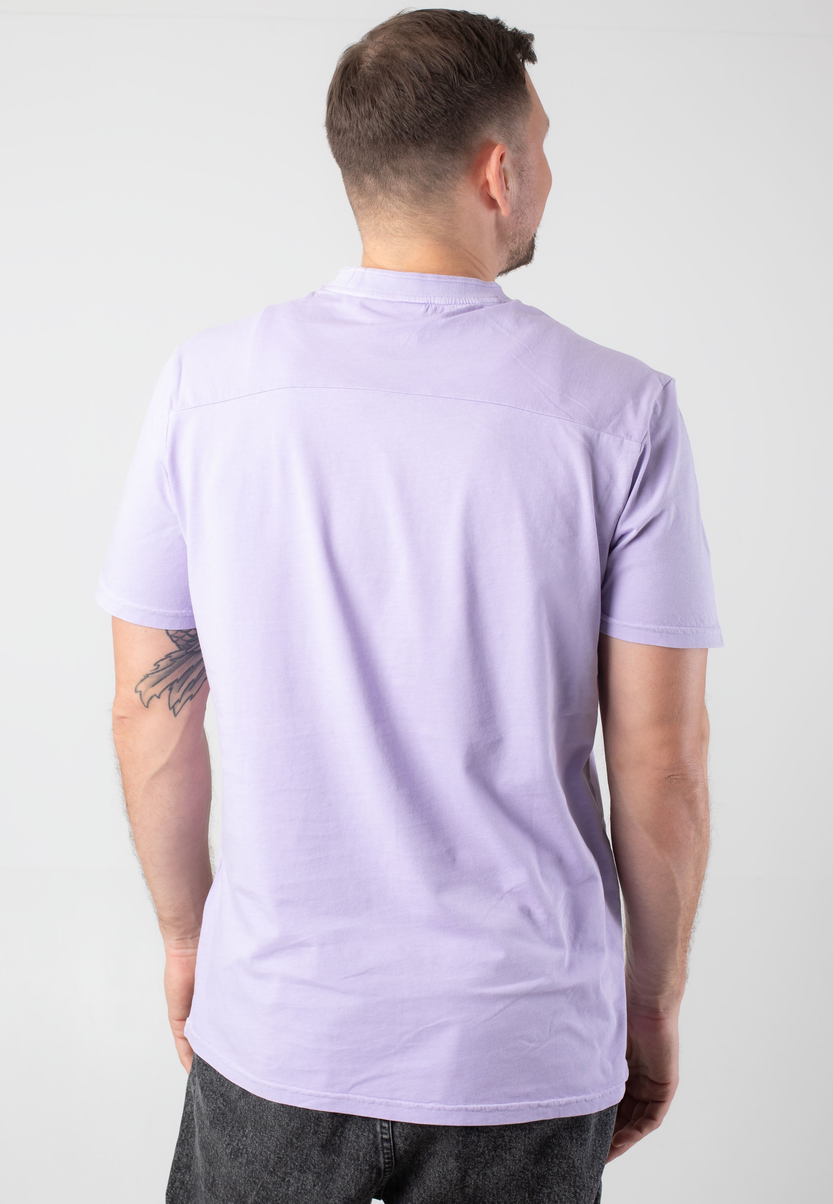 Lyle & Scott - Natural Dye Crewneck Lavender - T-Shirt | Men-Image