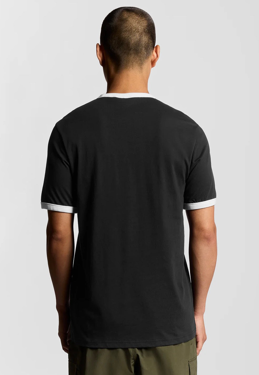 Lyle & Scott - Ringer Jet Black/White - T-Shirt | Men-Image