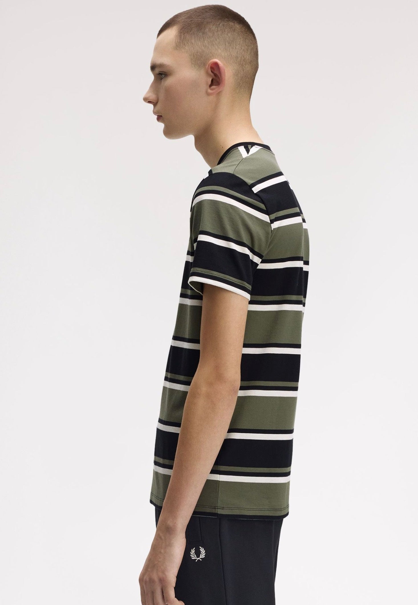 Fred Perry - Bold Striped Black - T-Shirt | Men-Image