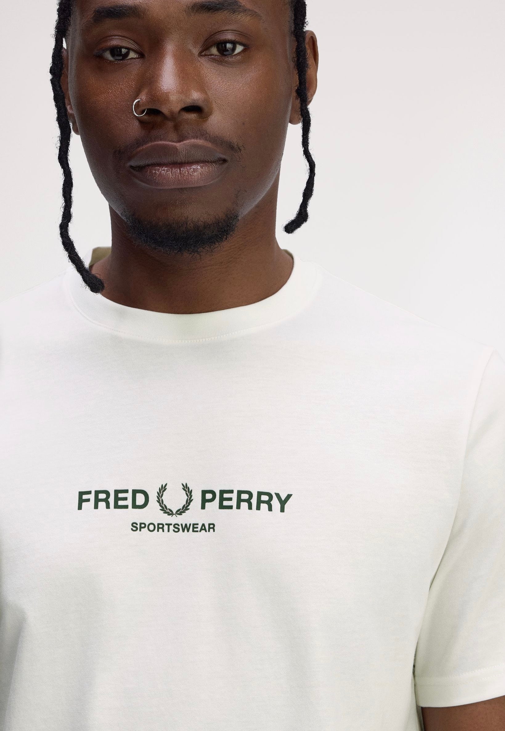 Fred Perry - Fred Perry Sportswear Snow White - T-Shirt | Men-Image