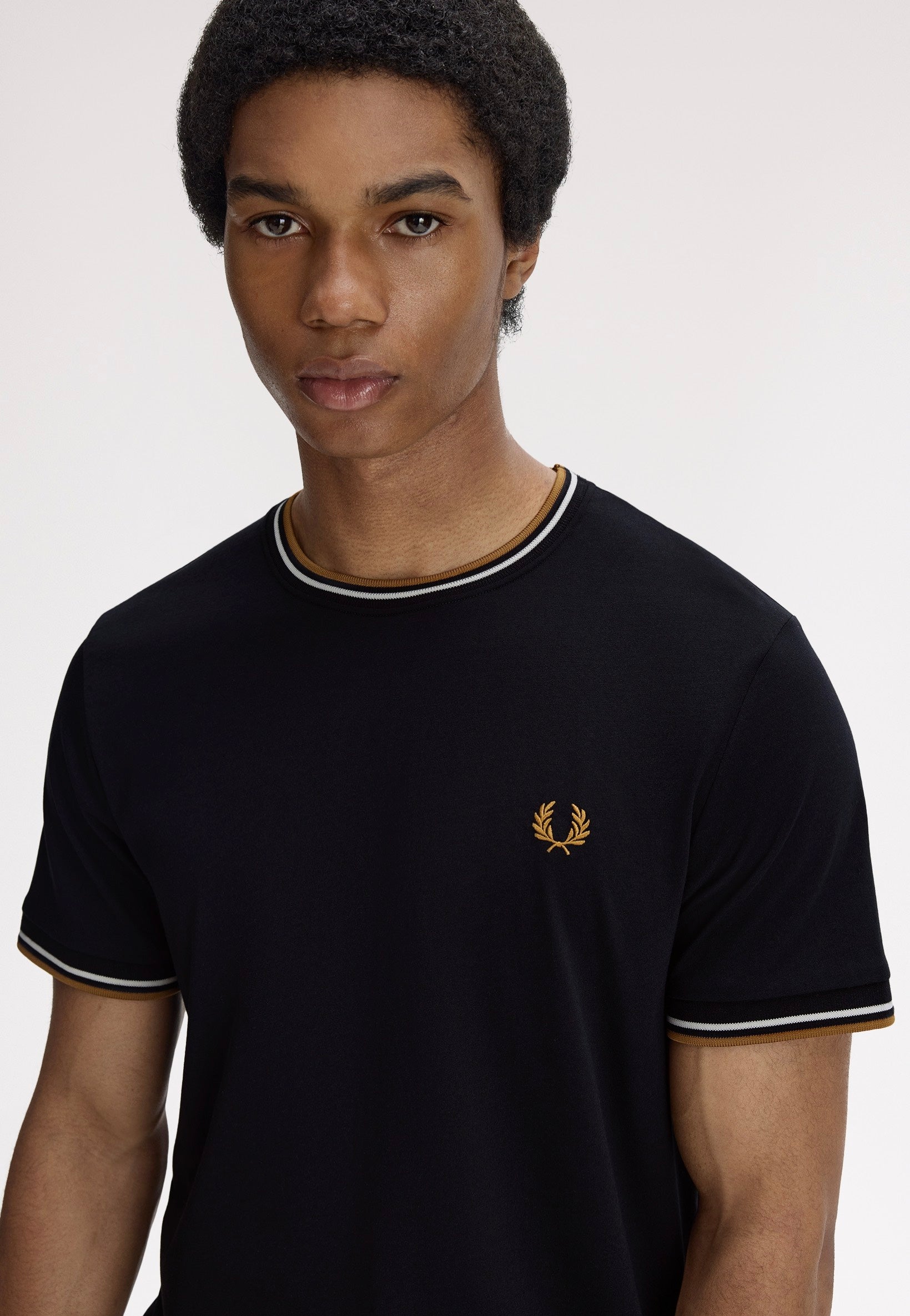 Fred Perry - Twin Tipped Black - T-Shirt | Men-Image