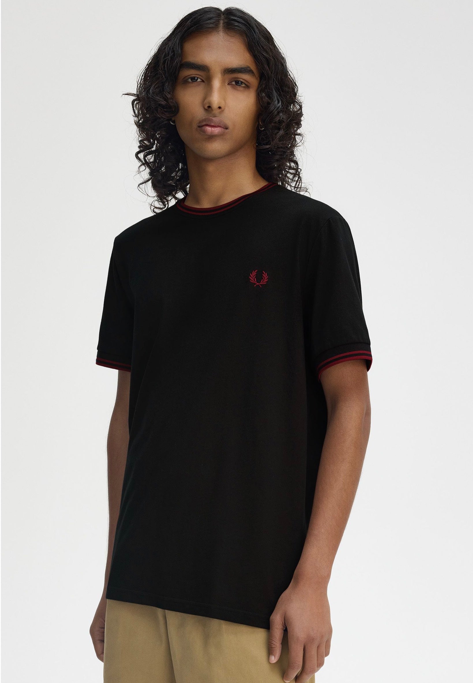 Fred Perry - Twin Tipped Black/Burnt Red - T-Shirt | Men-Image