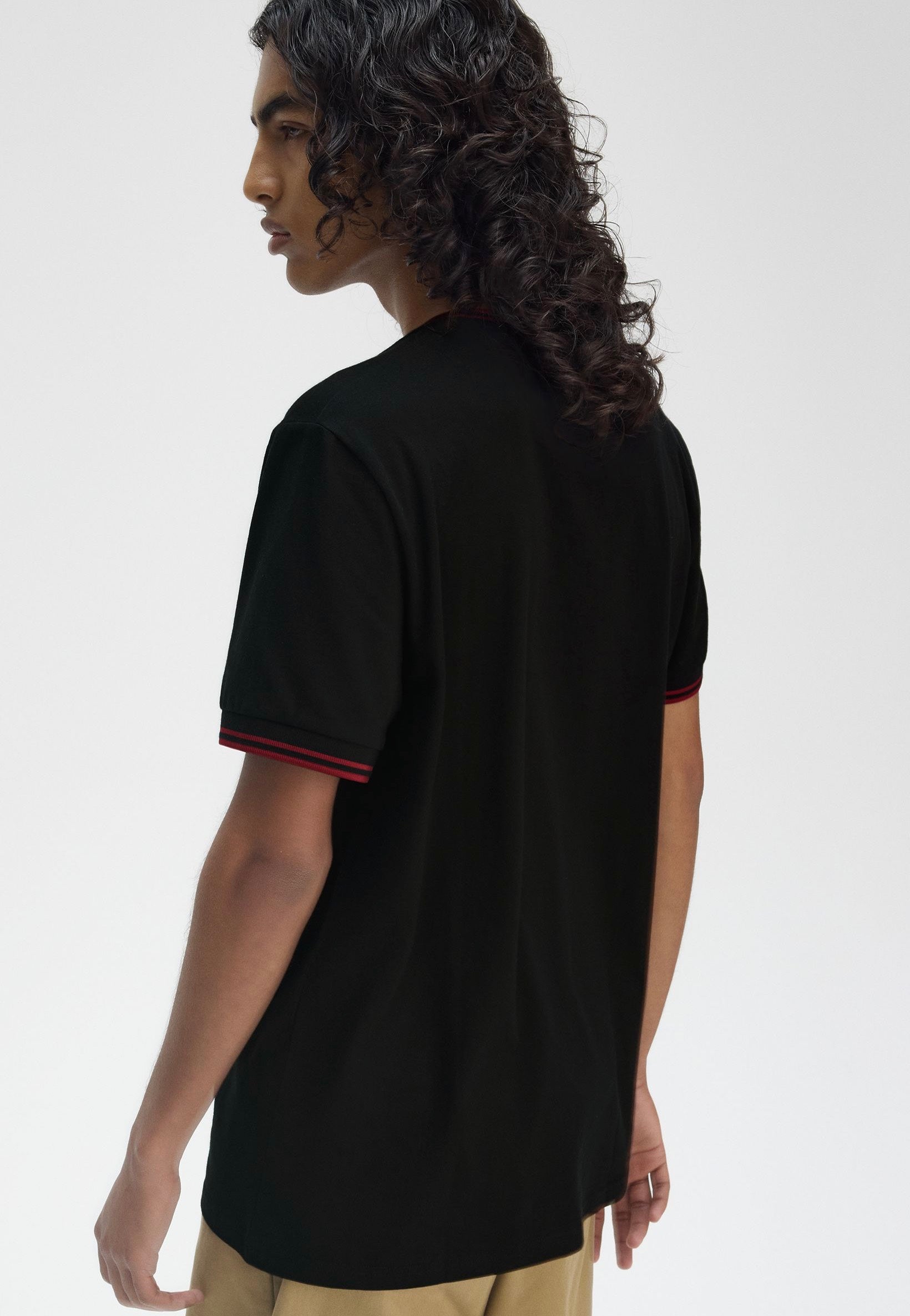 Fred Perry - Twin Tipped Black/Burnt Red - T-Shirt | Men-Image