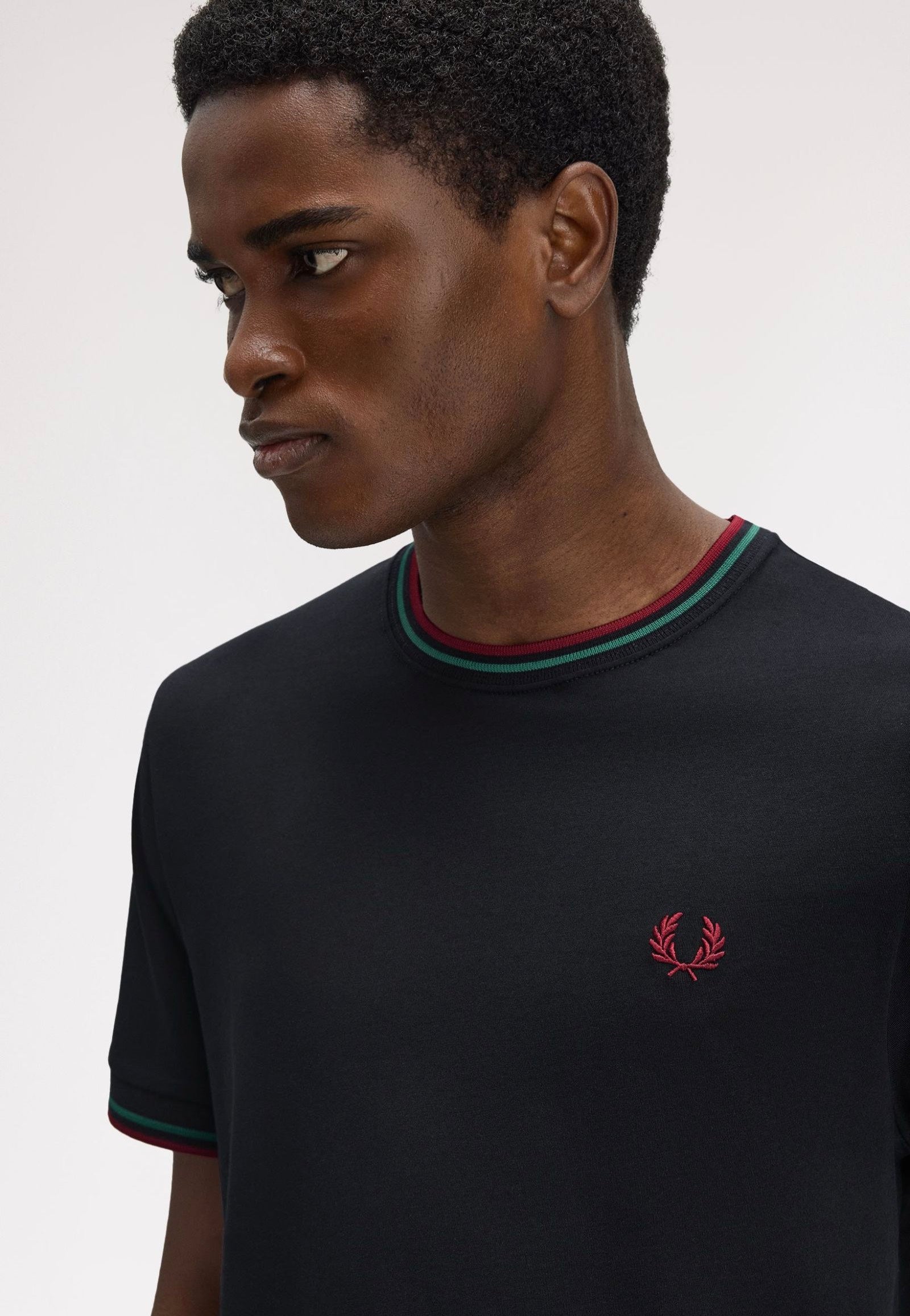 Fred Perry - Twin Tipped Navy/Sportgrey/Burnt Red - T-Shirt | Men-Image
