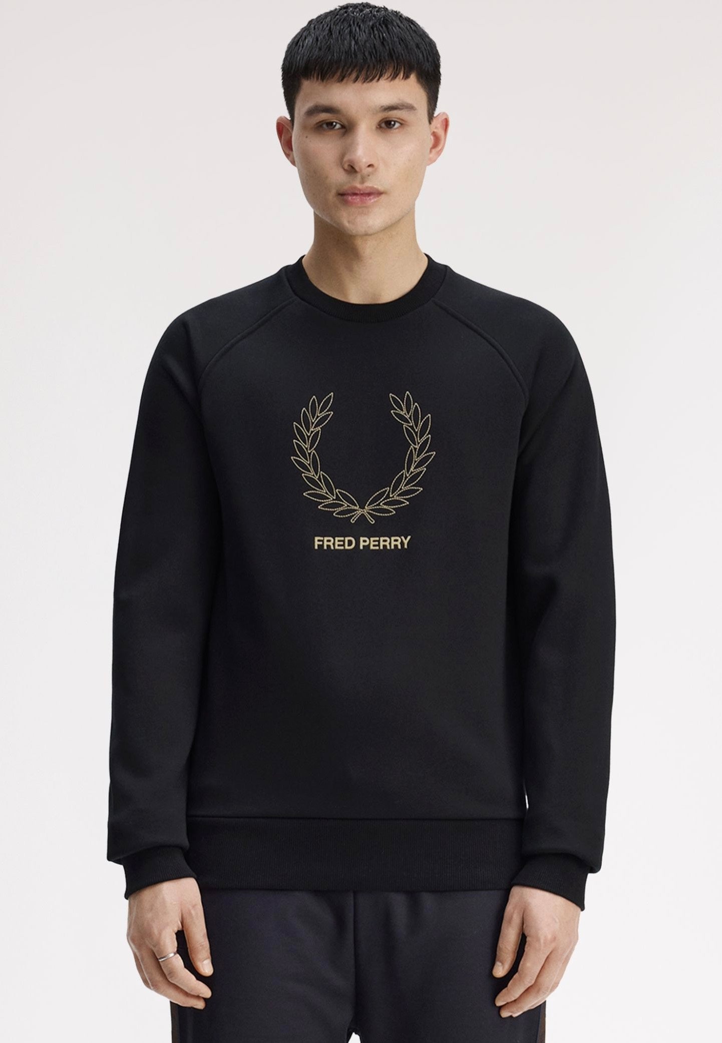 Fred Perry - Outline Laurel Wreath Black - Sweater | Men-Image