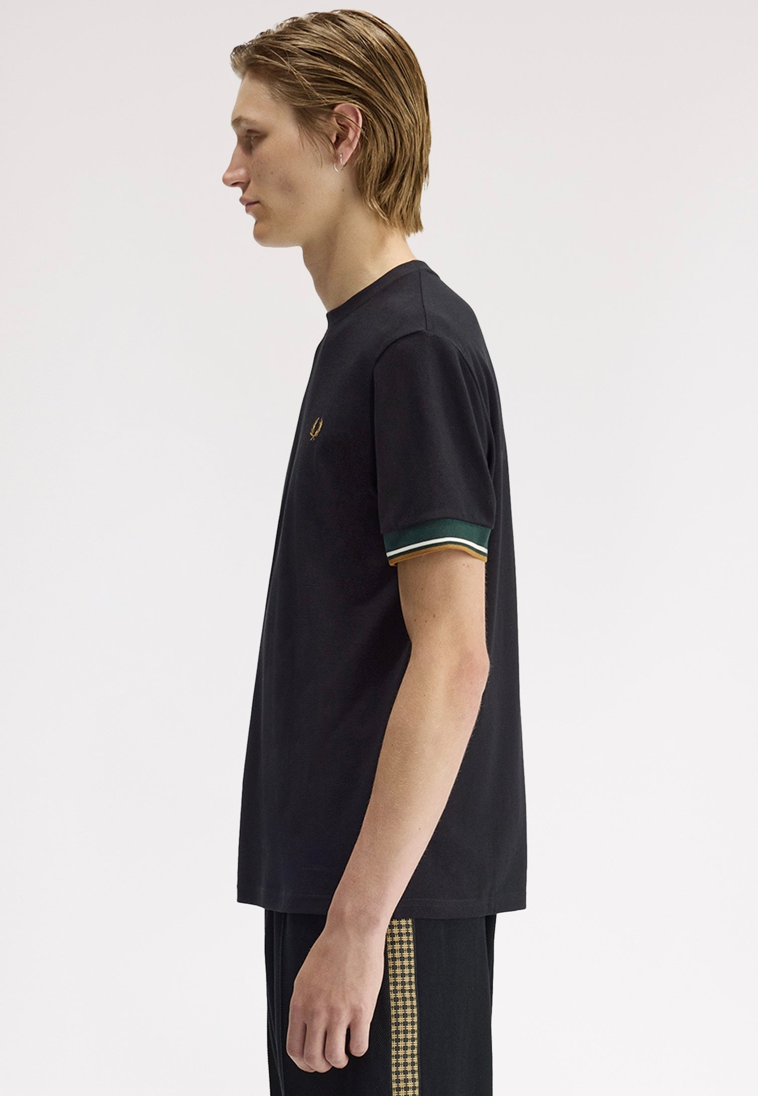 Fred Perry - Twin Tipped Cuff Black - T-Shirt | Men-Image