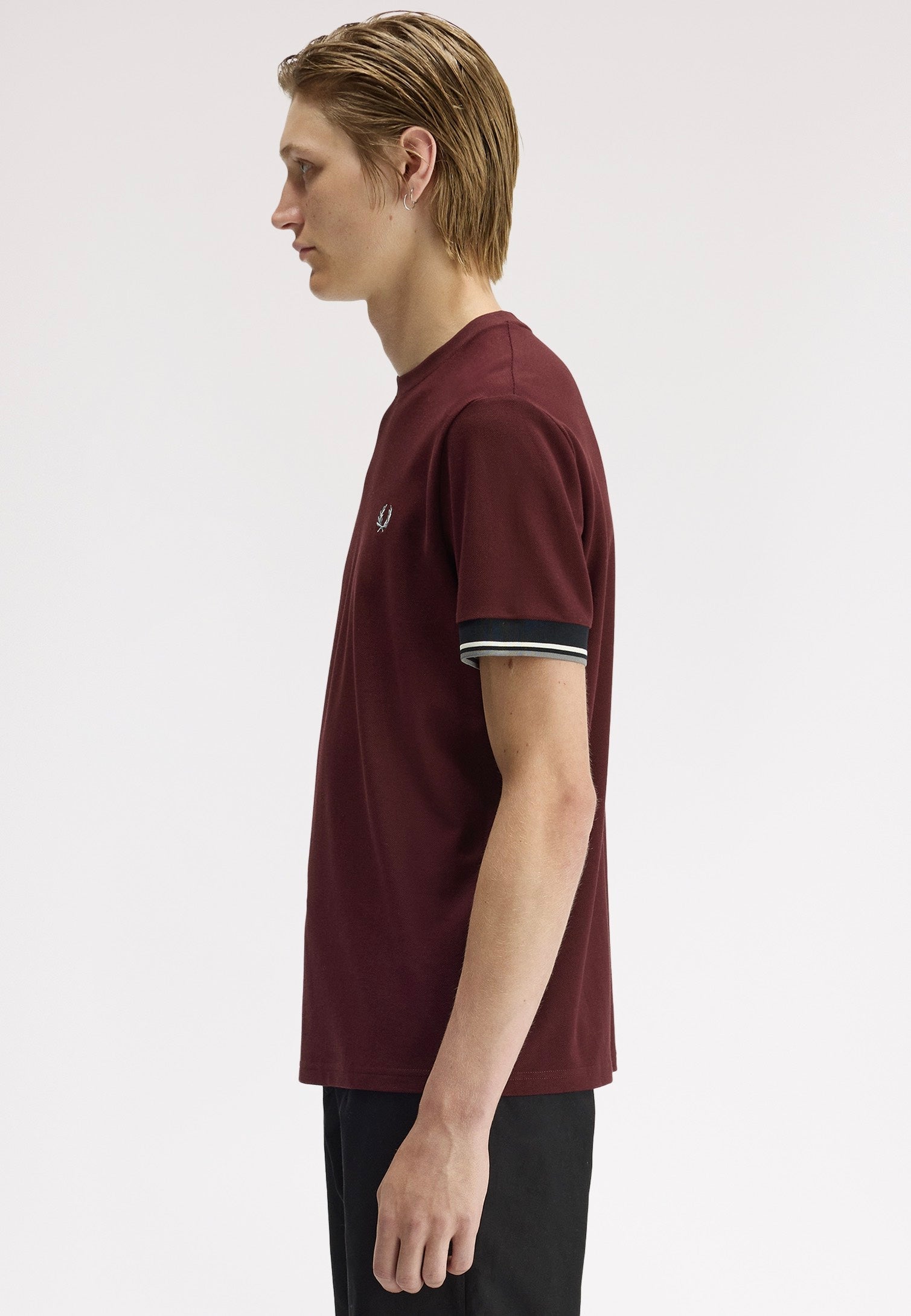 Fred Perry - Twin Tipped Cuff Oxblood - T-Shirt | Men-Image