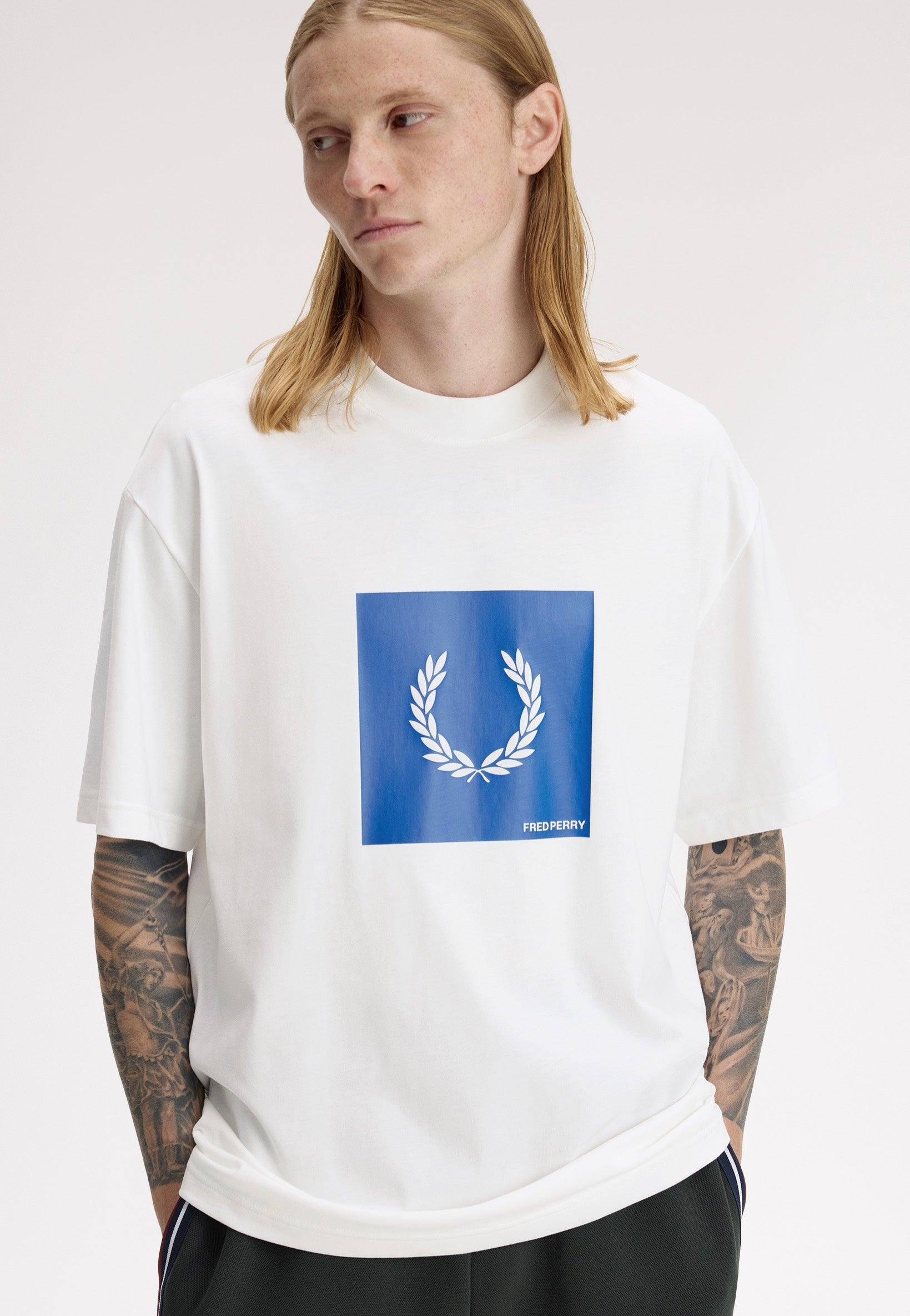 Fred Perry - Box Graphic Snow White - T-Shirt | Men-Image