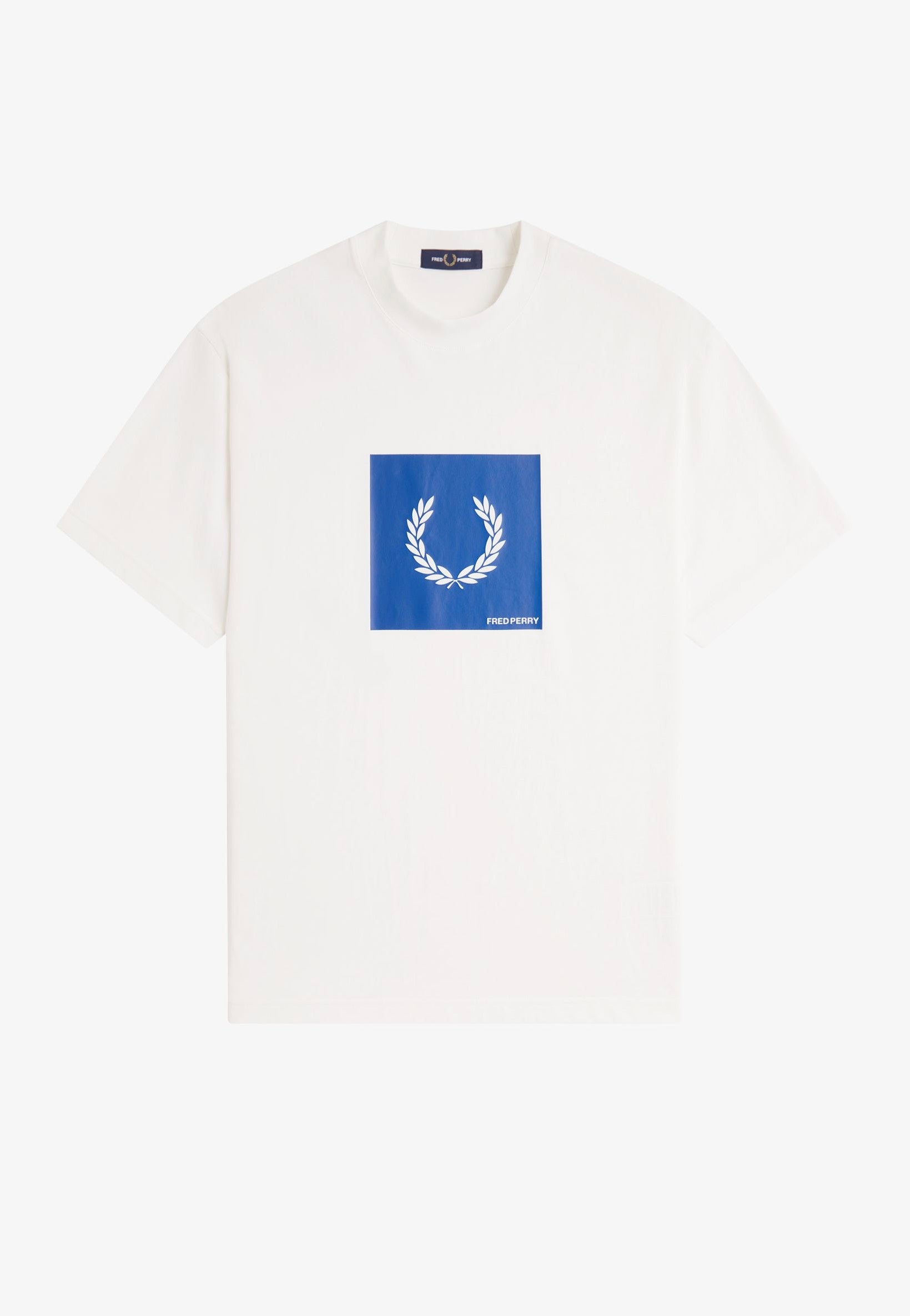 Fred Perry - Box Graphic Snow White - T-Shirt | Men-Image