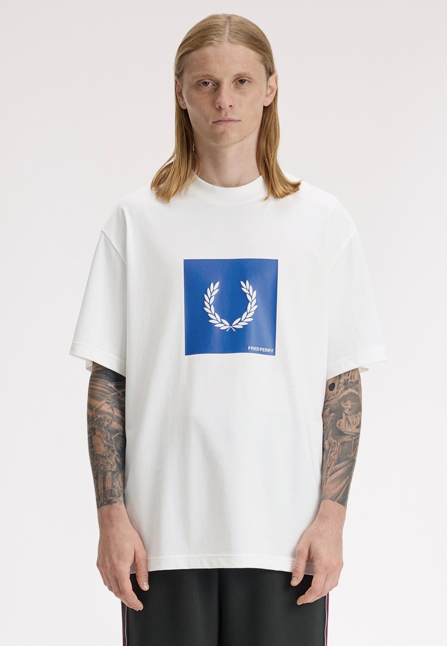 Fred Perry - Box Graphic Snow White - T-Shirt | Men-Image