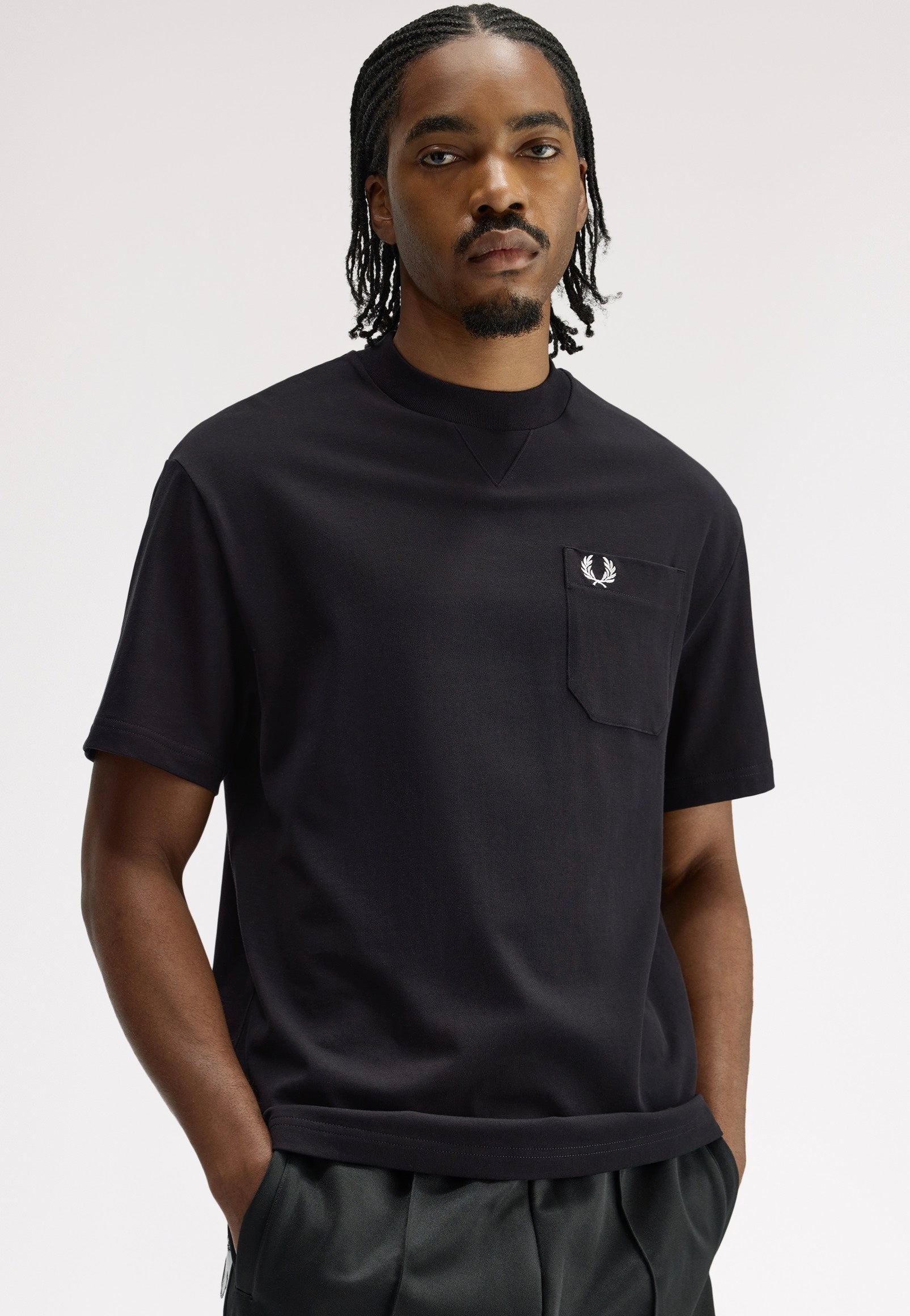 Fred Perry - Pocket Detail Black - T-Shirt | Men-Image