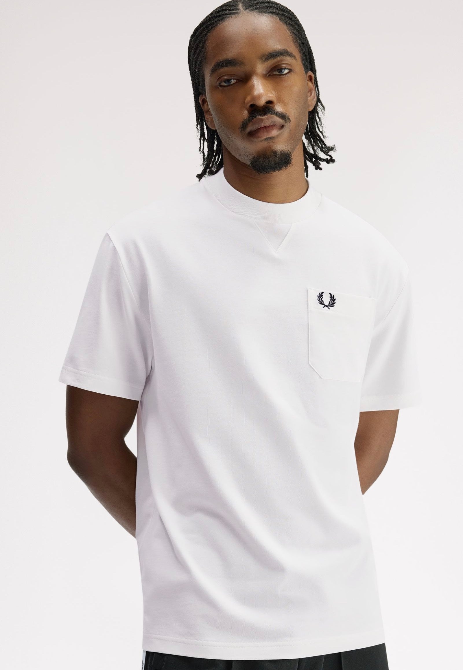 Fred Perry - Pocket Detail Snow White - T-Shirt | Men-Image