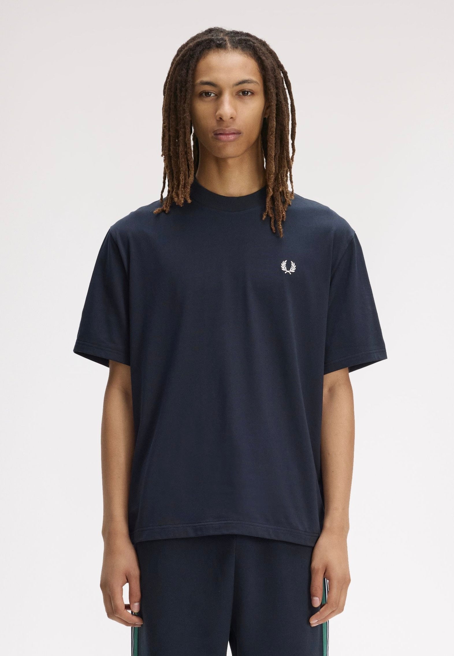 Fred Perry - Back Print Fred Perry Text Navy - T-Shirt | Men-Image