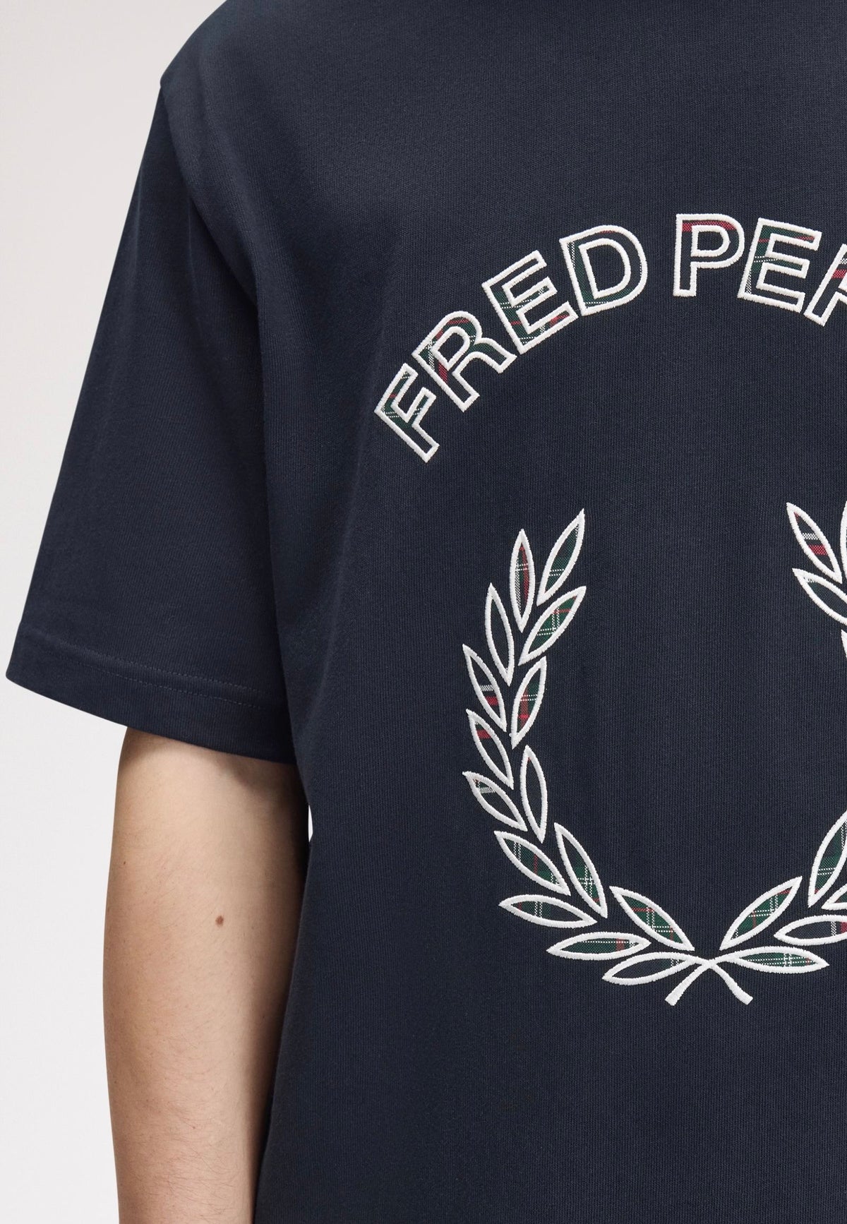 Fred Perry Tartan Applique Navy T-shirt | Men-Image