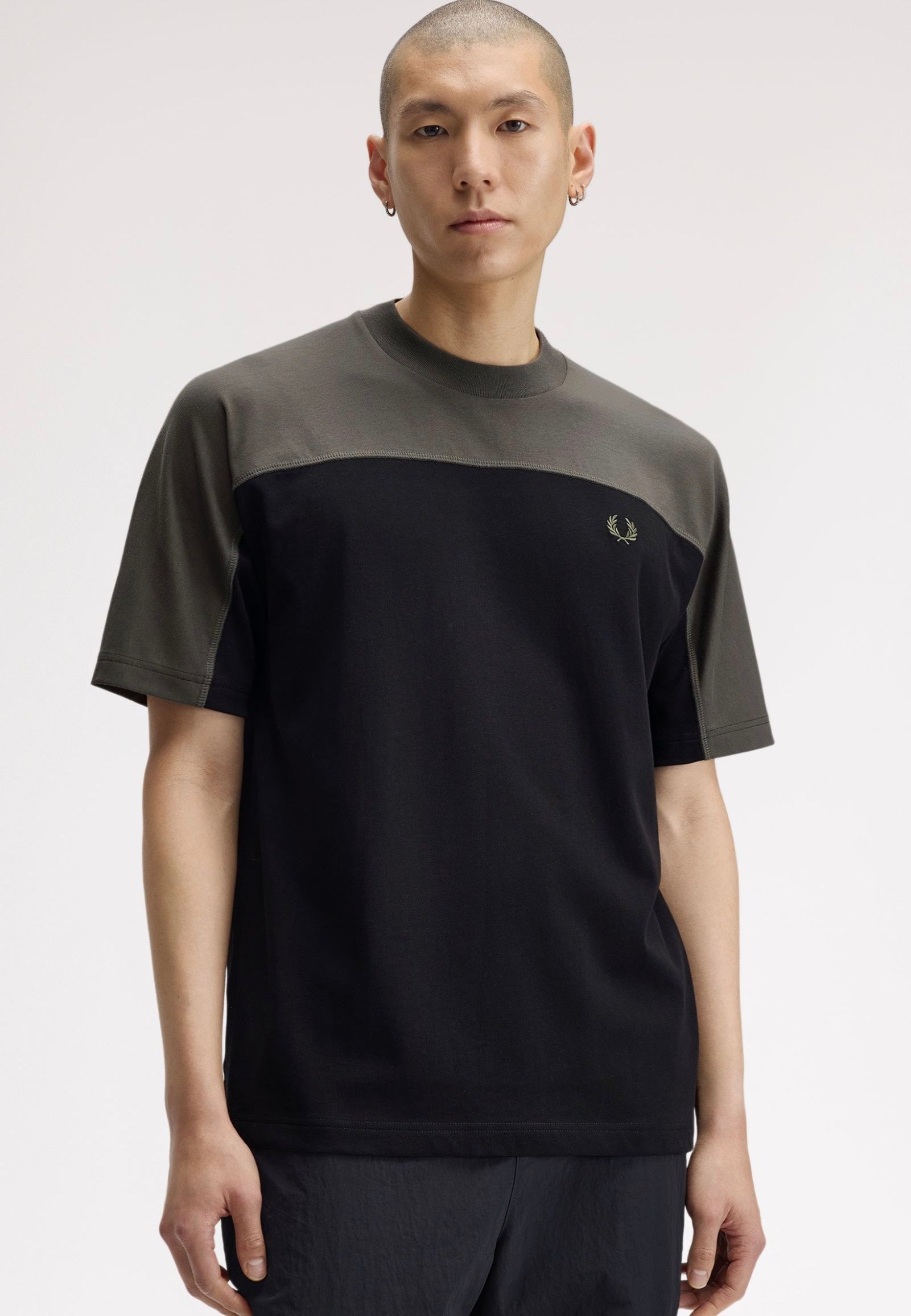 Fred Perry - Colour Block Black - T-Shirt | Men-Image