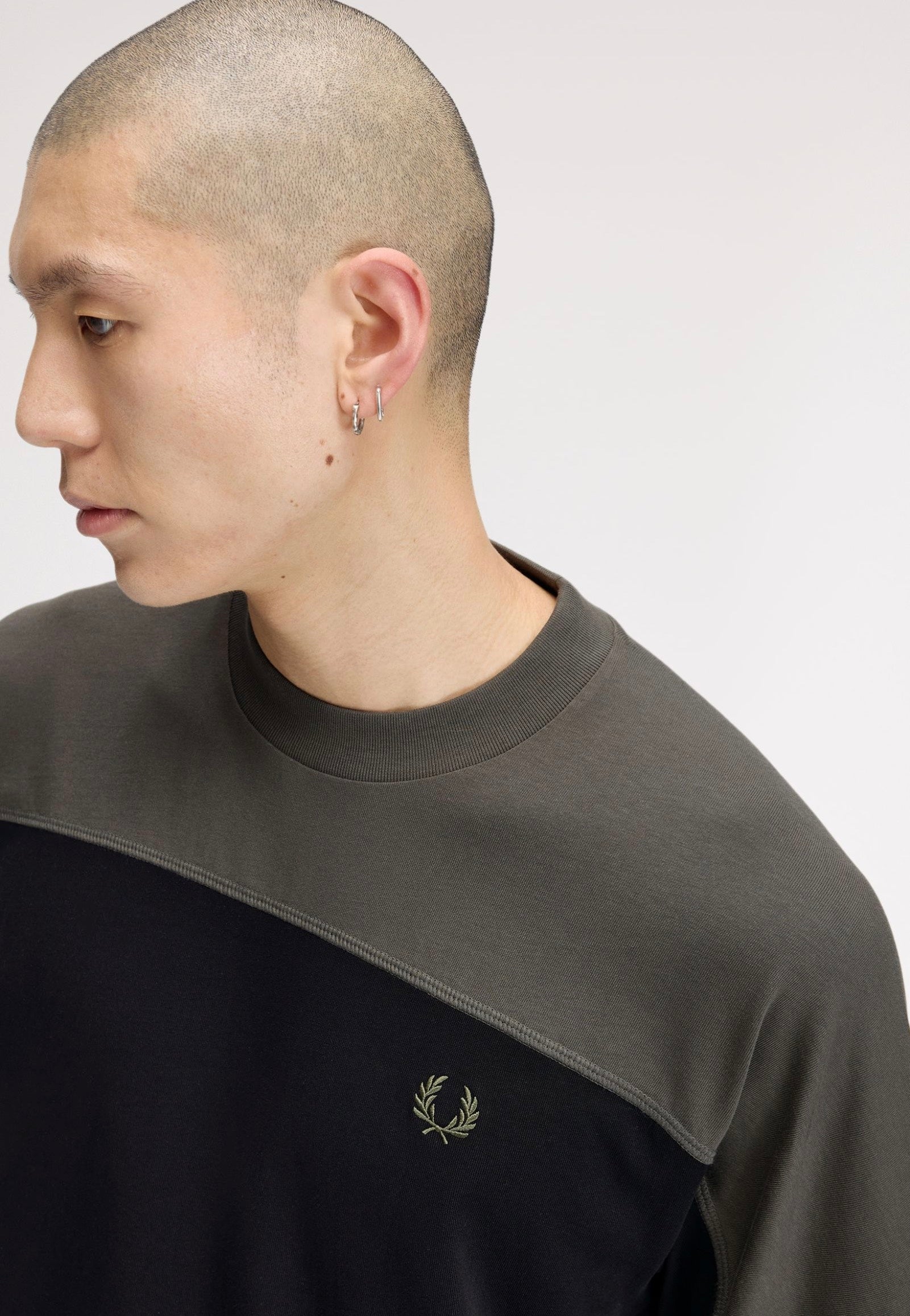 Fred Perry - Colour Block Black - T-Shirt | Men-Image