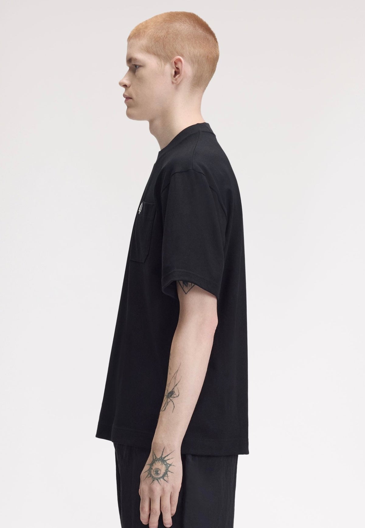 Fred Perry Relaxed Black T-paita | Men-Image