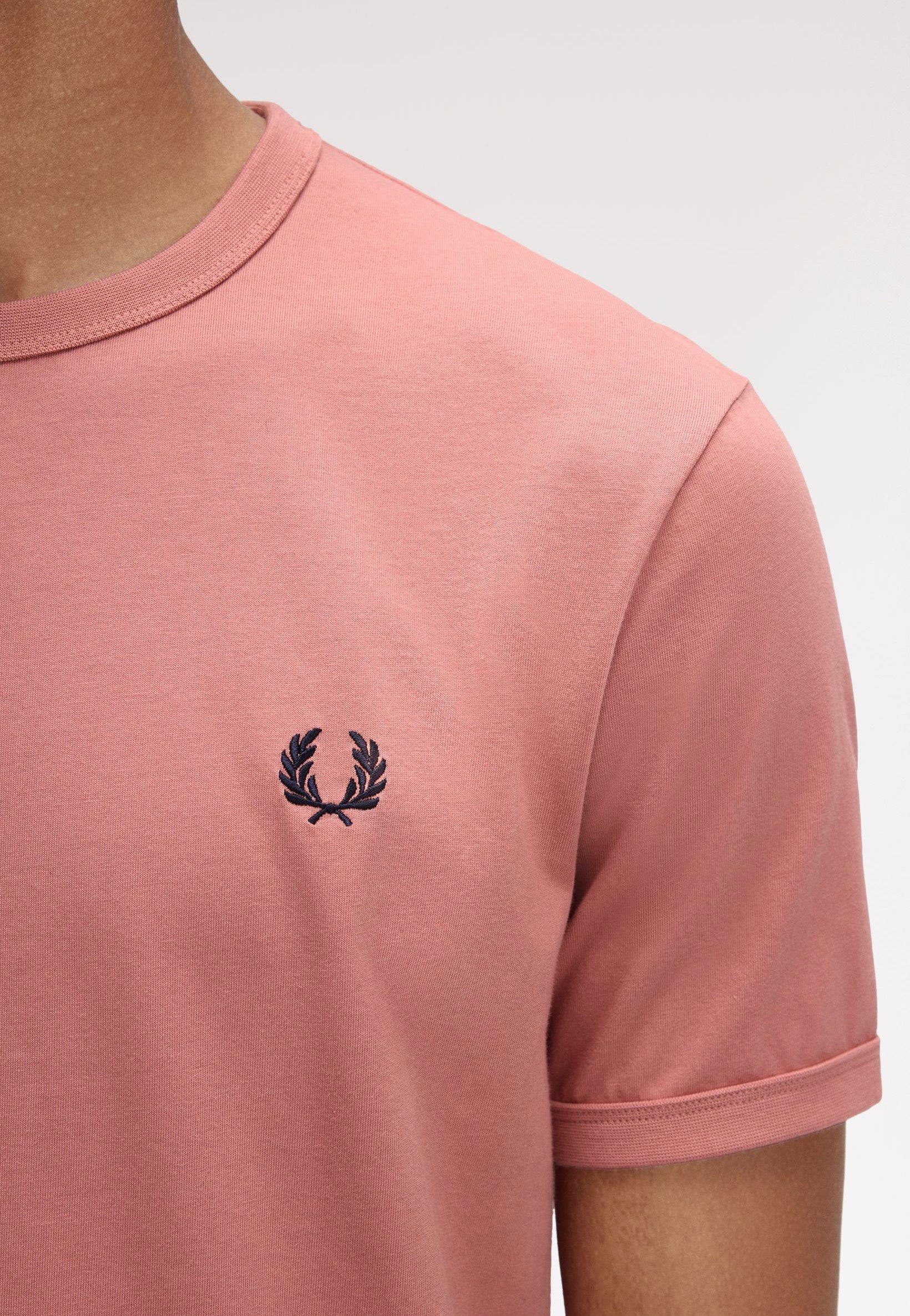 Fred Perry - Ringer Putty Pink - T-Shirt | Men-Image