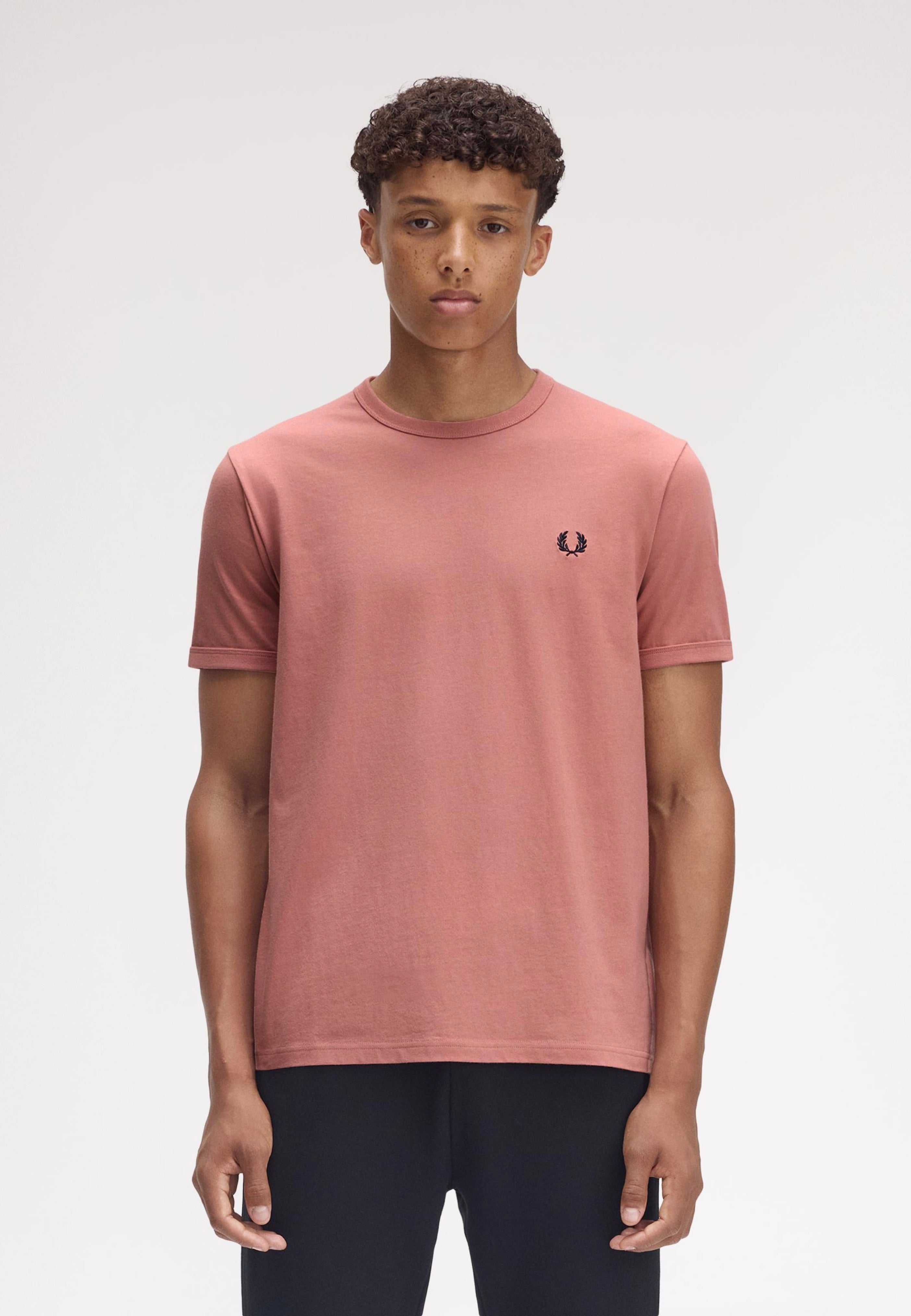 Fred Perry - Ringer Putty Pink - T-Shirt | Men-Image