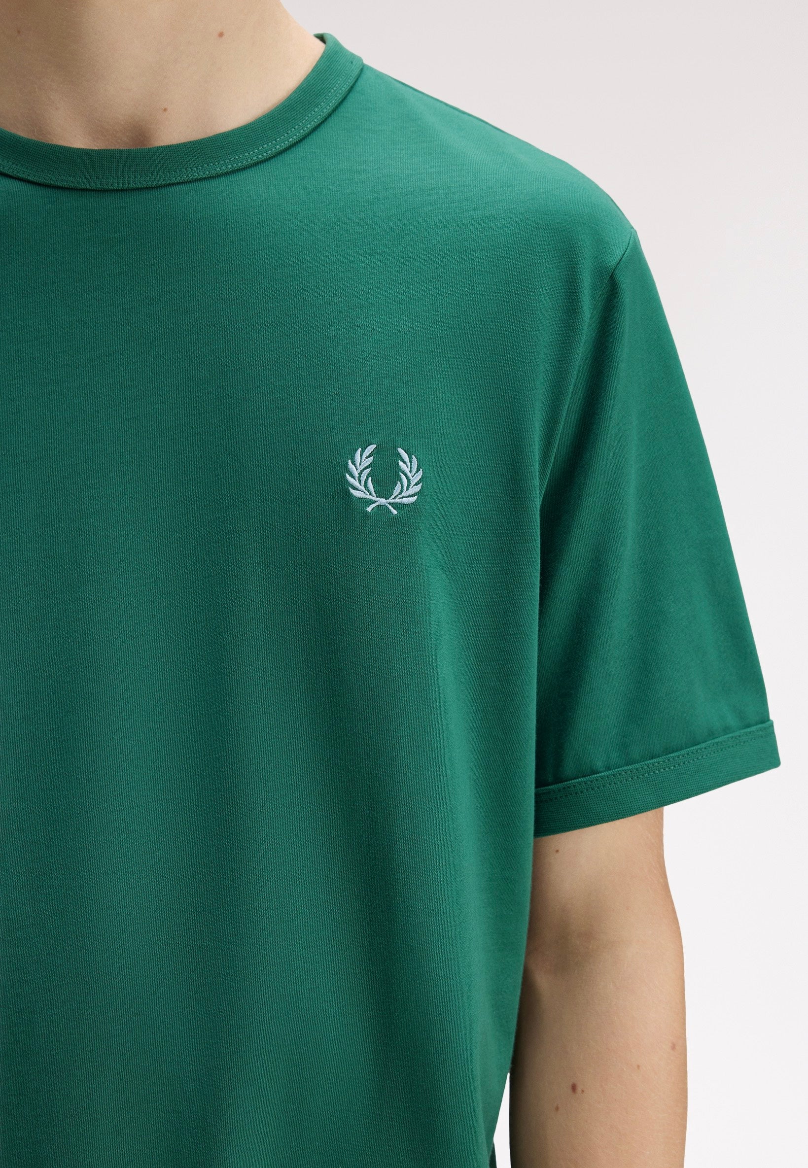 Fred Perry - Ringer Sport Green - T-Shirt | Men-Image